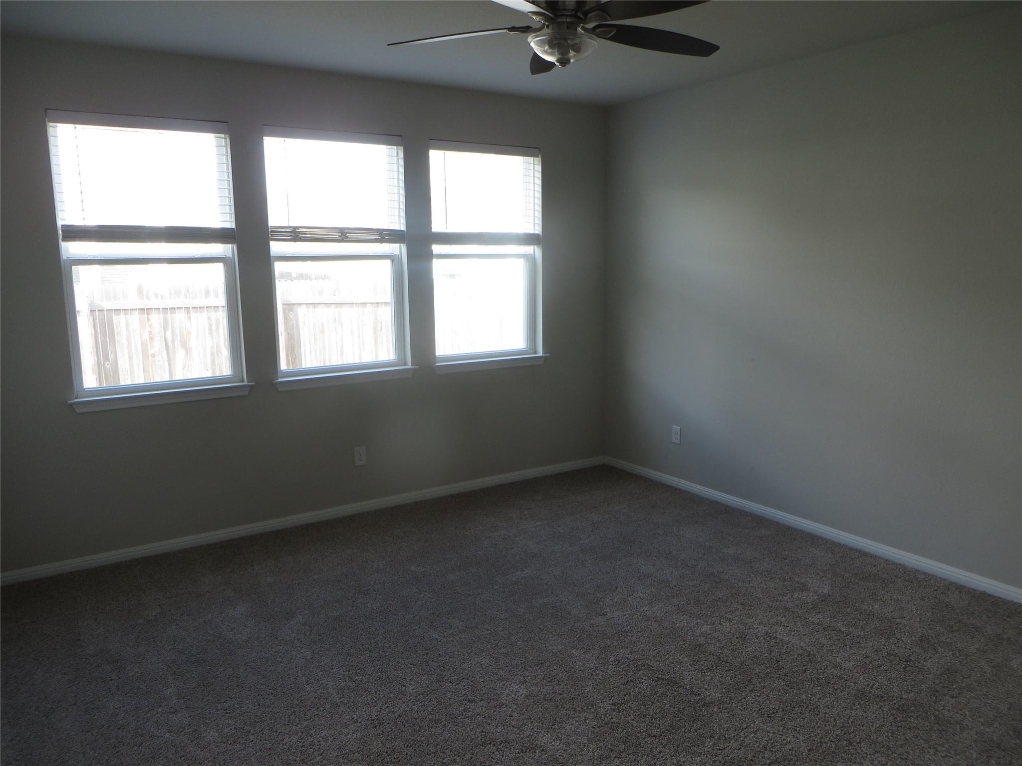 301 La Escalera Dr, Leander, TX 78641