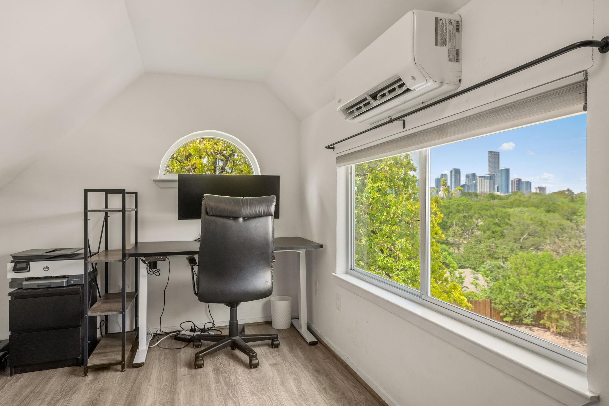 1514 Parker Ln # 208, Austin, TX 78741