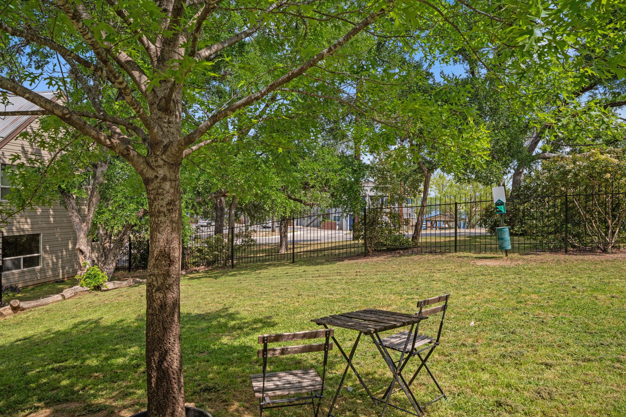 1514 Parker Ln # 208, Austin, TX 78741