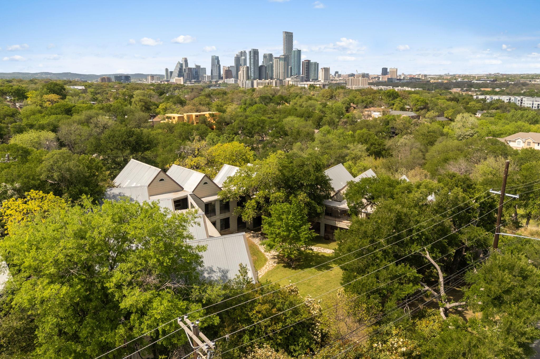 1514 Parker Ln # 208, Austin, TX 78741