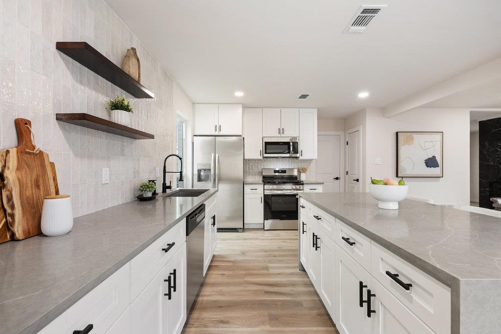 6106 Bridlington Cir, Austin, TX 78745