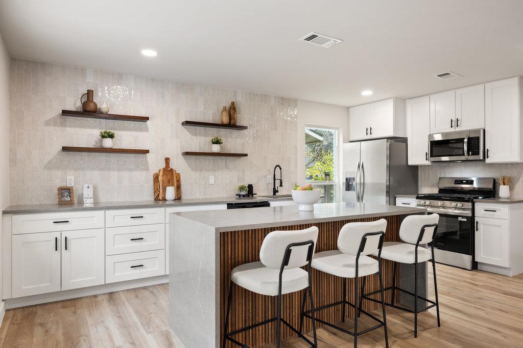 6106 Bridlington Cir, Austin, TX 78745