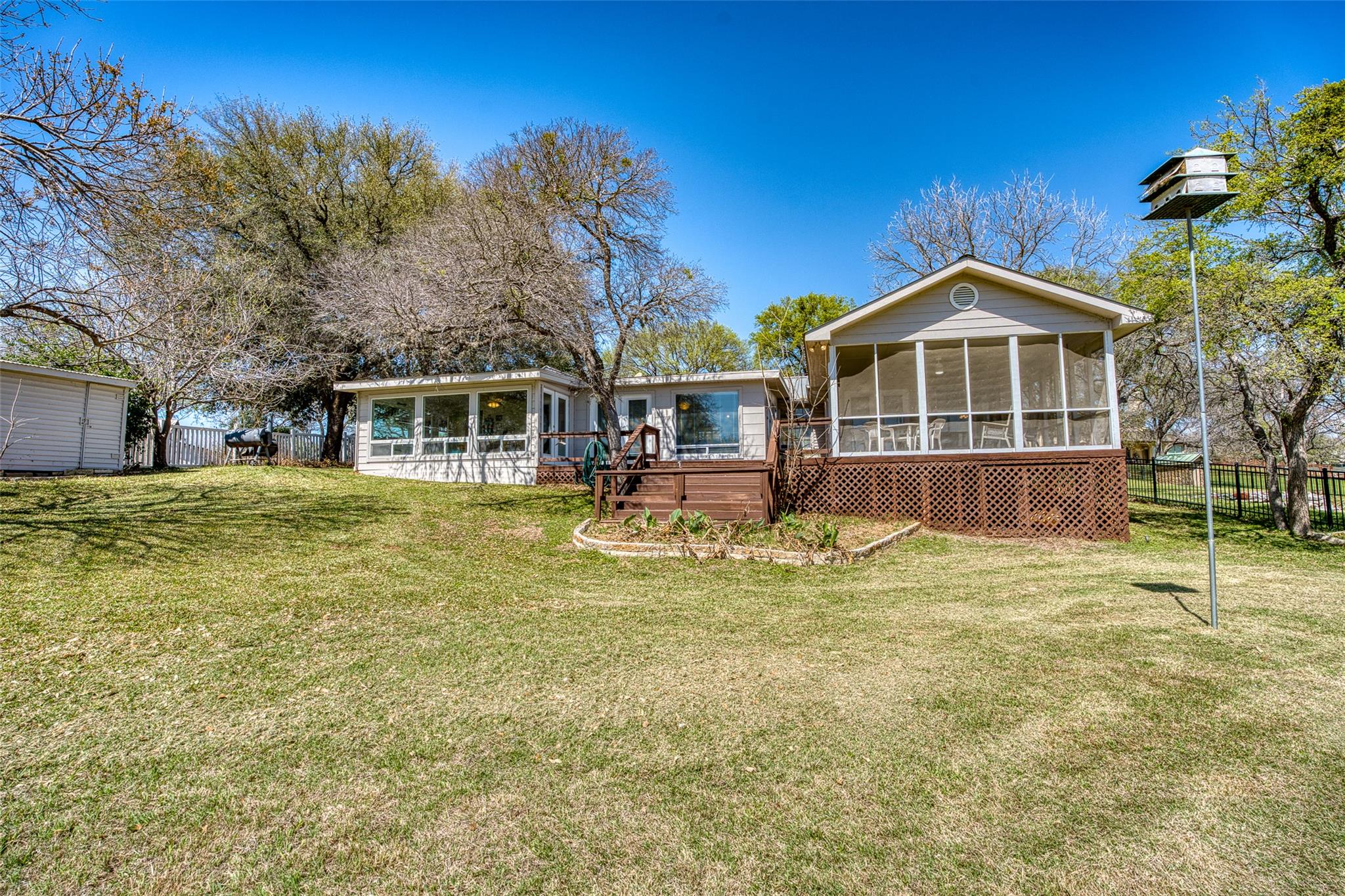 110 Bluebonnet Cir, Burnet, TX 78611