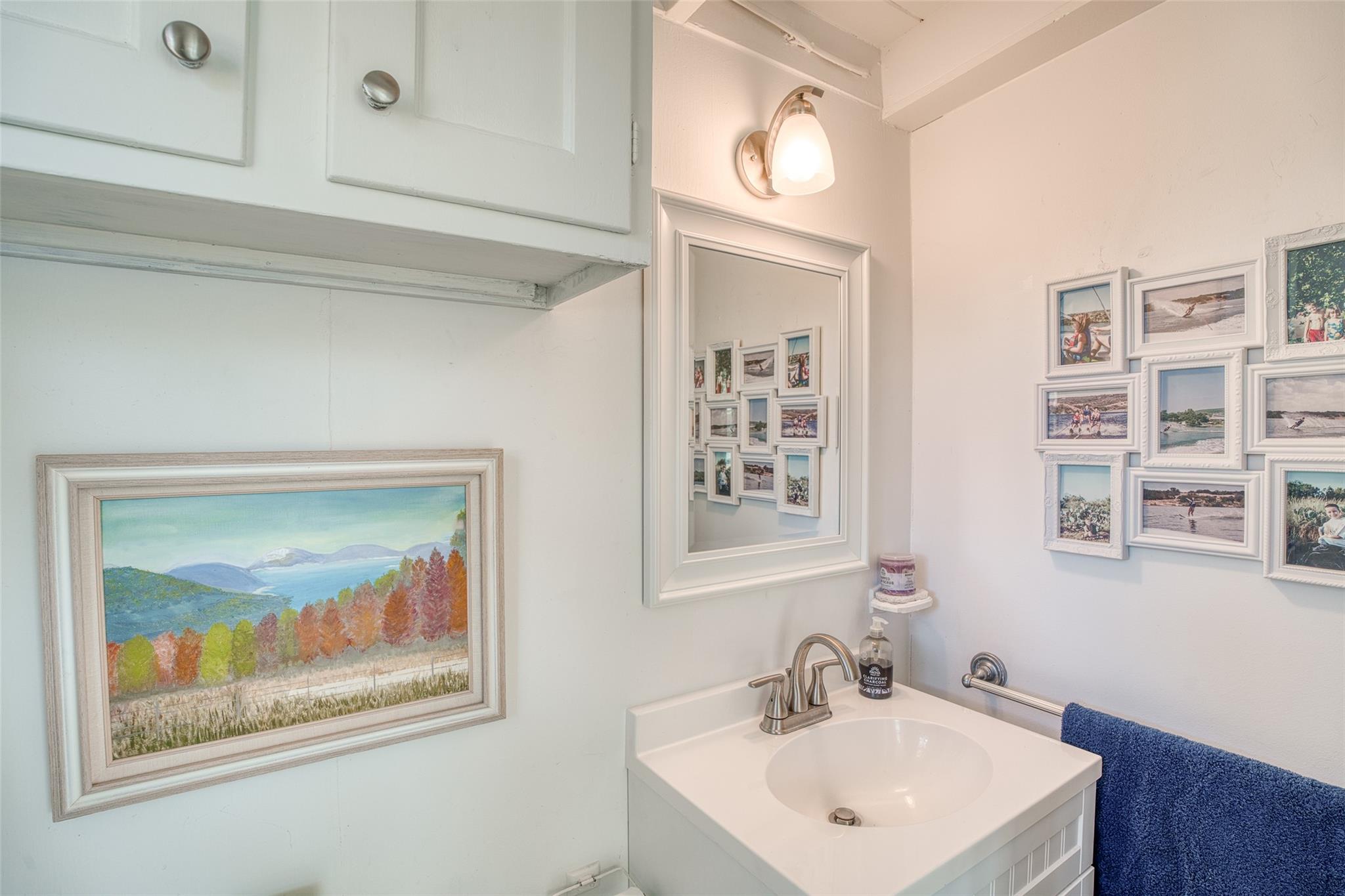 110 Bluebonnet Cir, Burnet, TX 78611