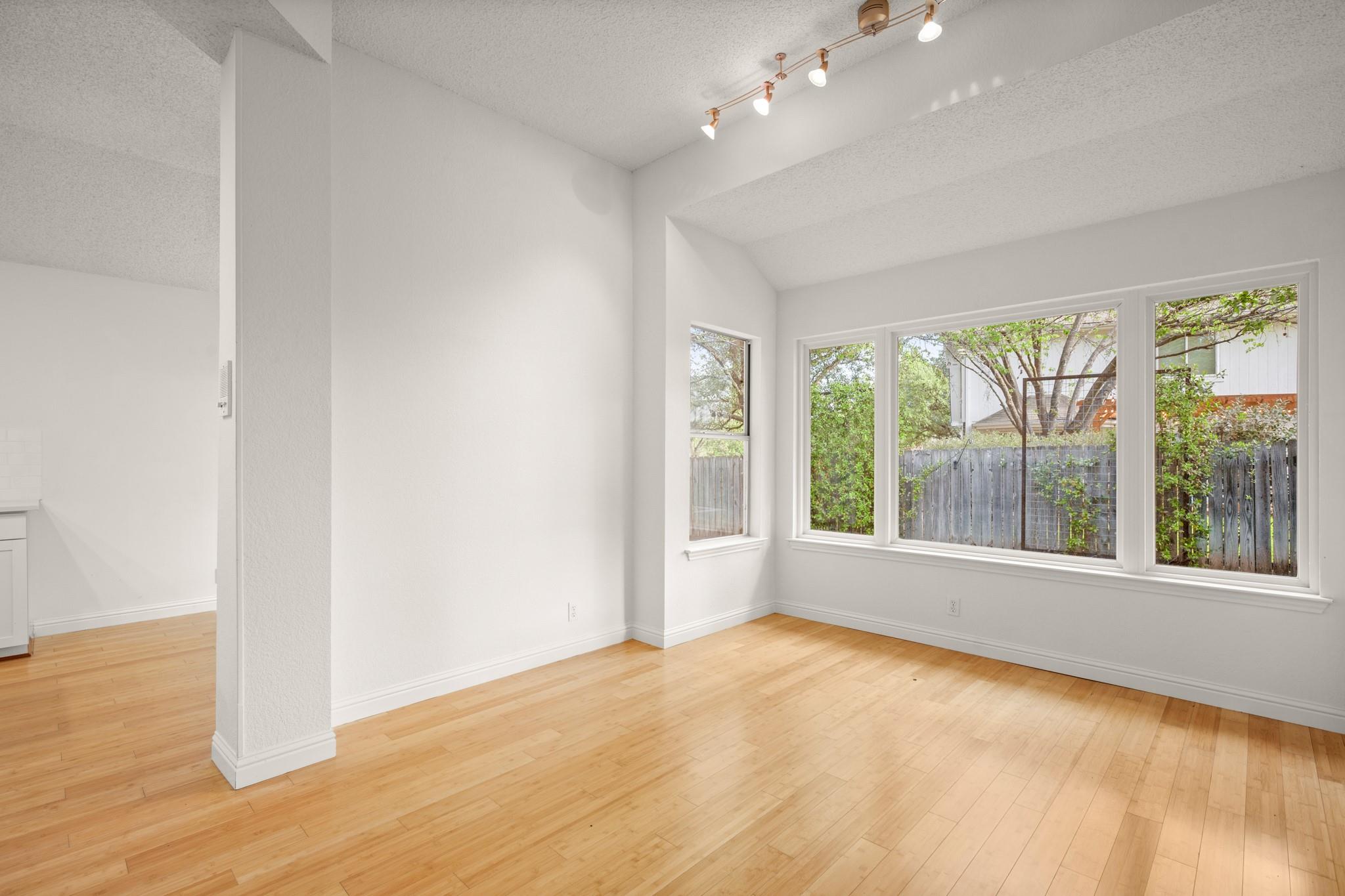 4816 Hale Dr, Austin, TX 78749