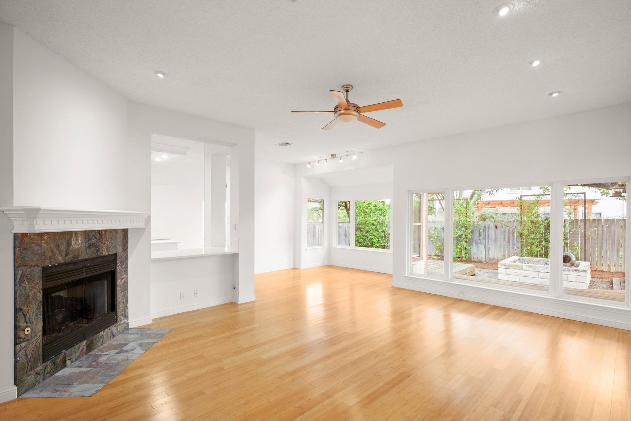 4816 Hale Dr, Austin, TX 78749