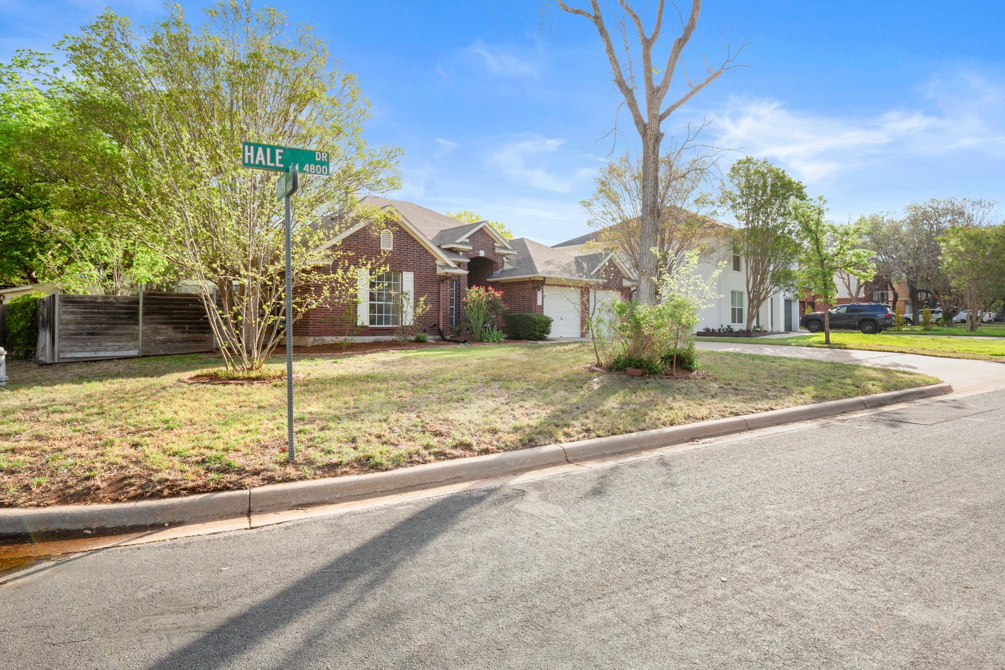 4816 Hale Dr, Austin, TX 78749