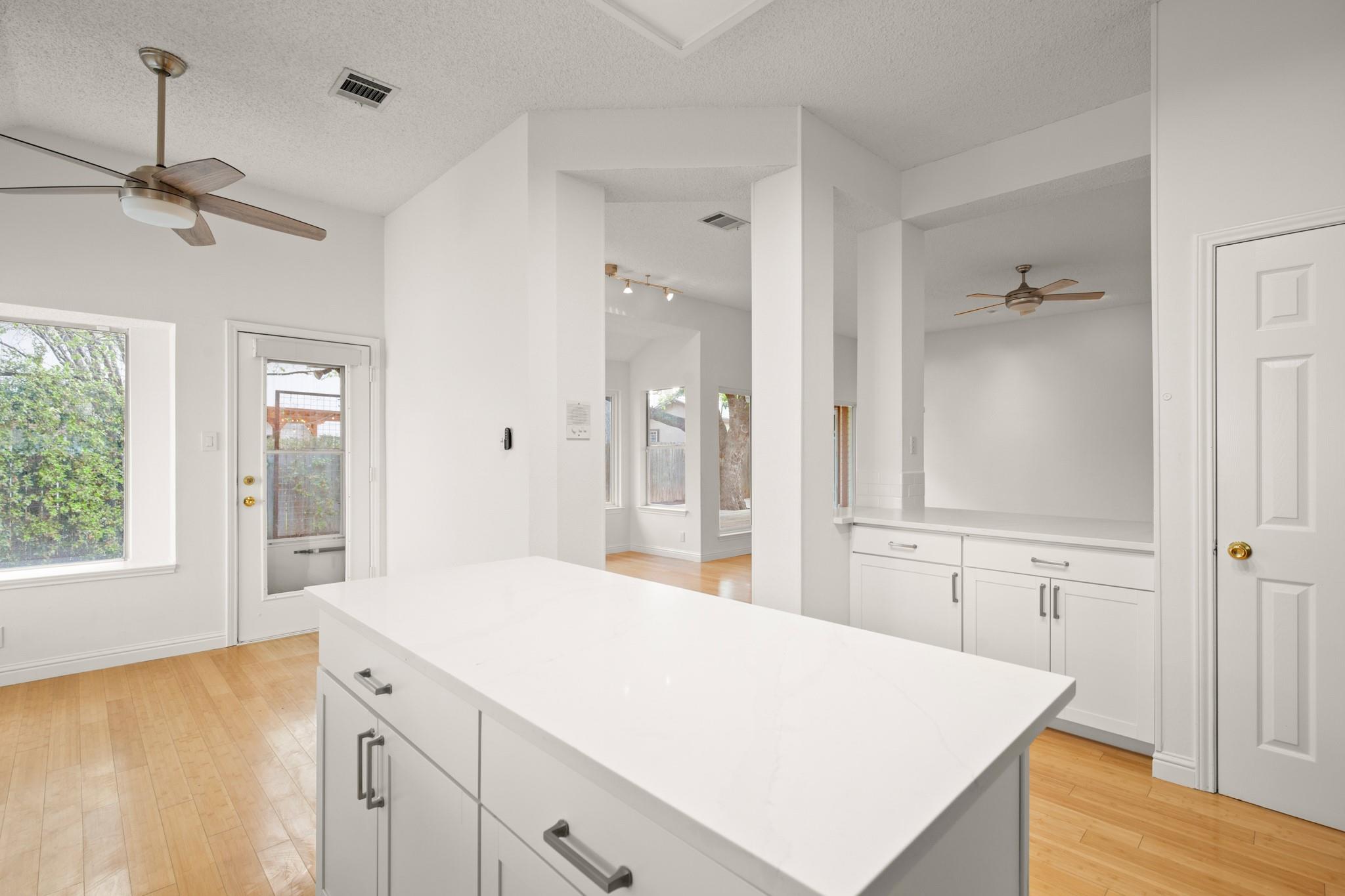 4816 Hale Dr, Austin, TX 78749