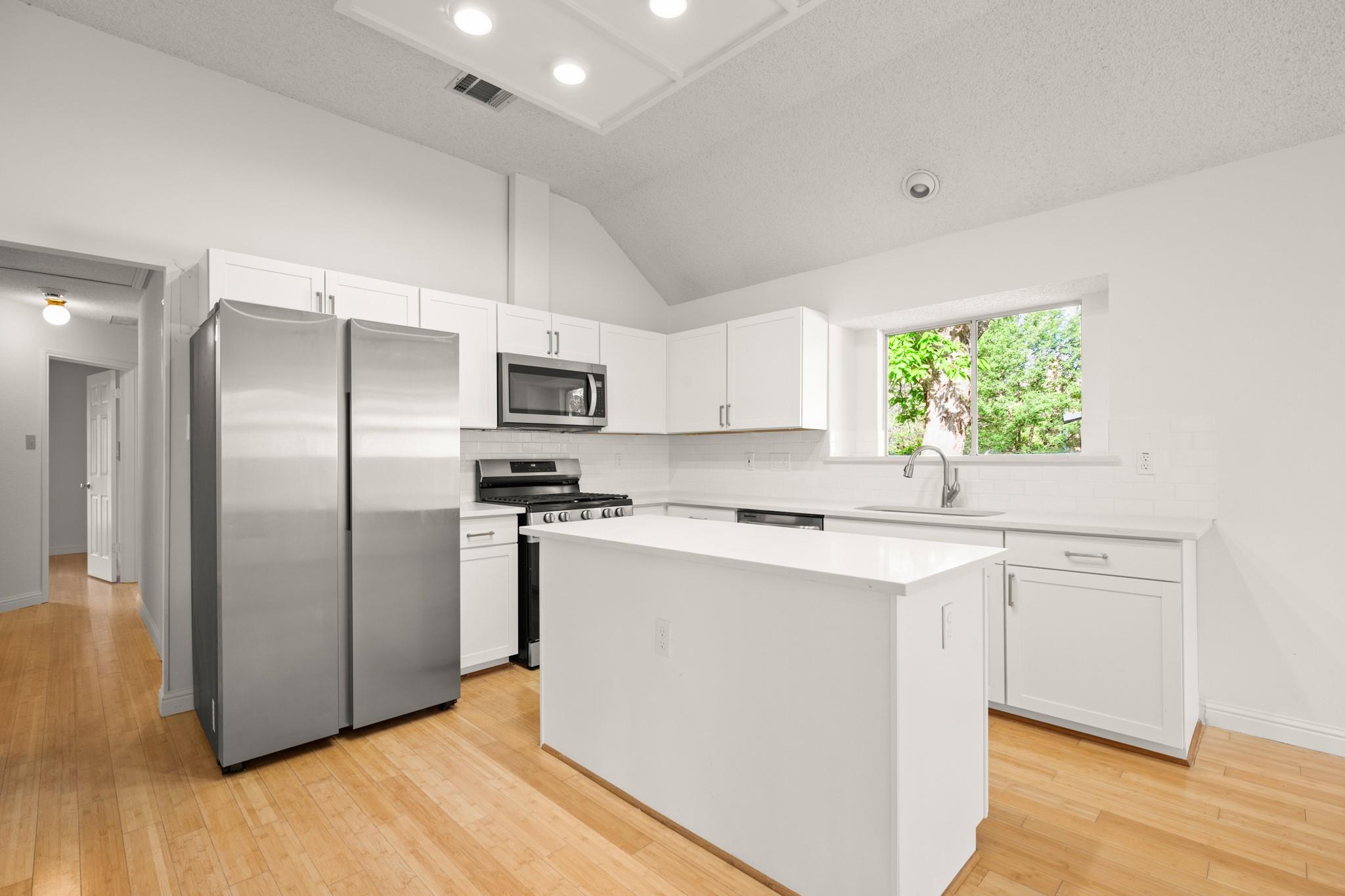 4816 Hale Dr, Austin, TX 78749