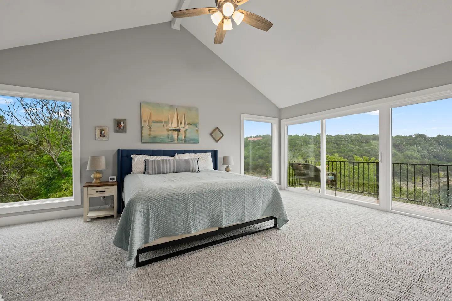 3700 N Hideaway Ln, Lago Vista, TX 78645