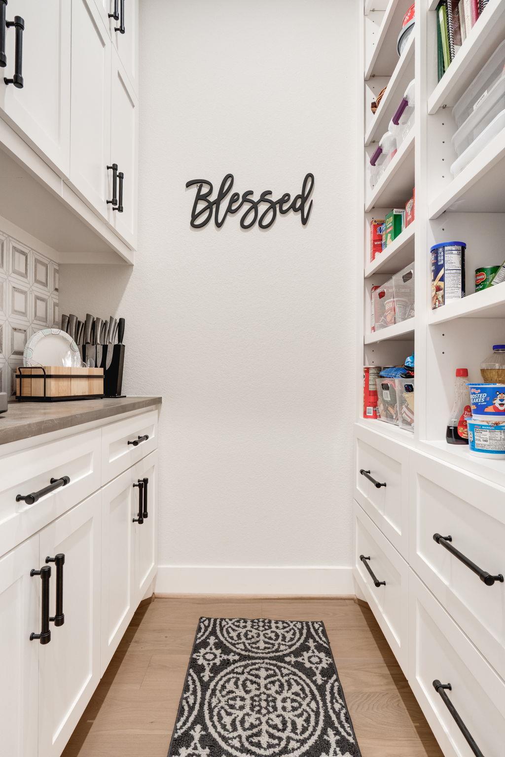 305 Willow Oak Dr, Goldthwaite, TX 76844