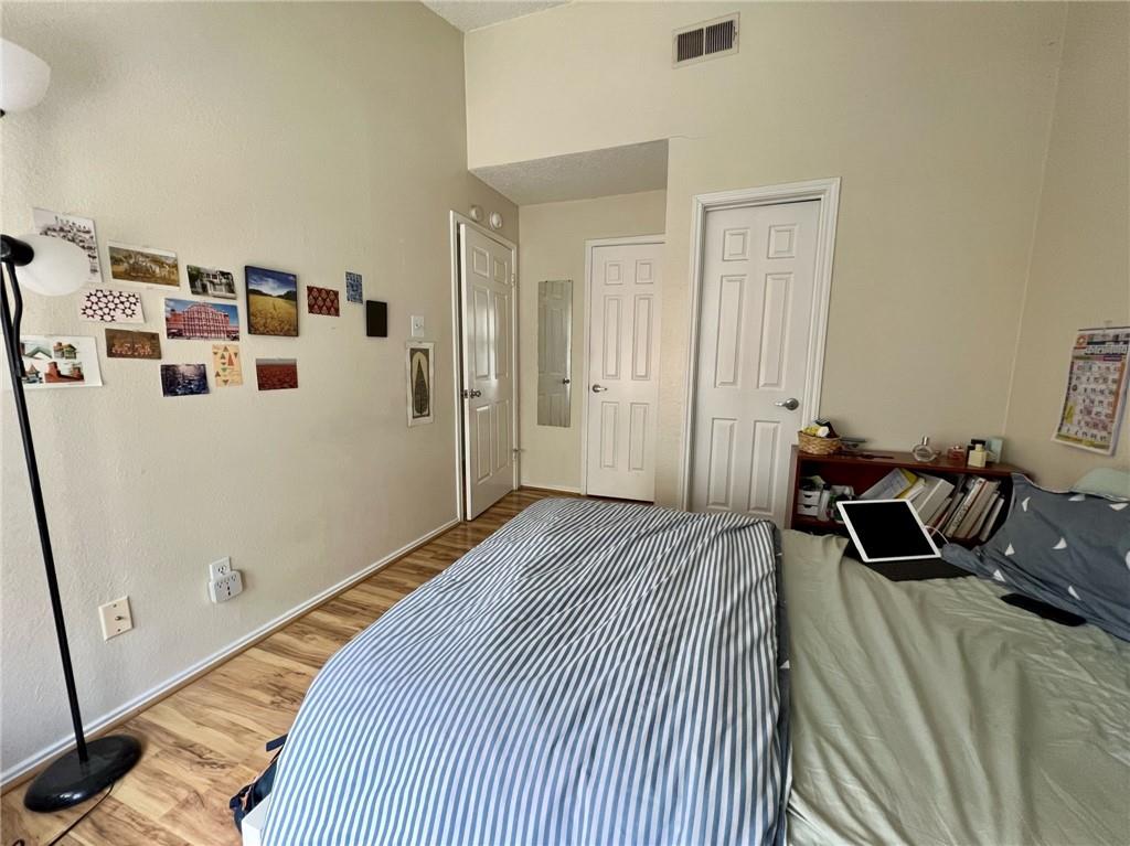 2706 Salado St # 302, Austin, TX 78705