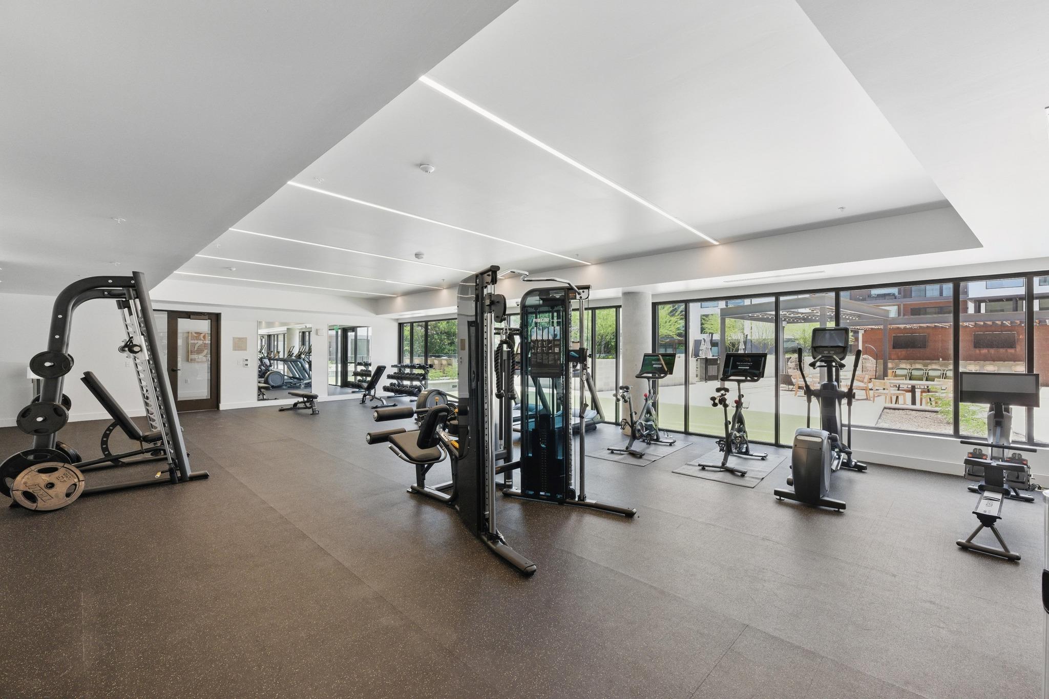 2209 S 1st St # 321, Austin, TX 78704