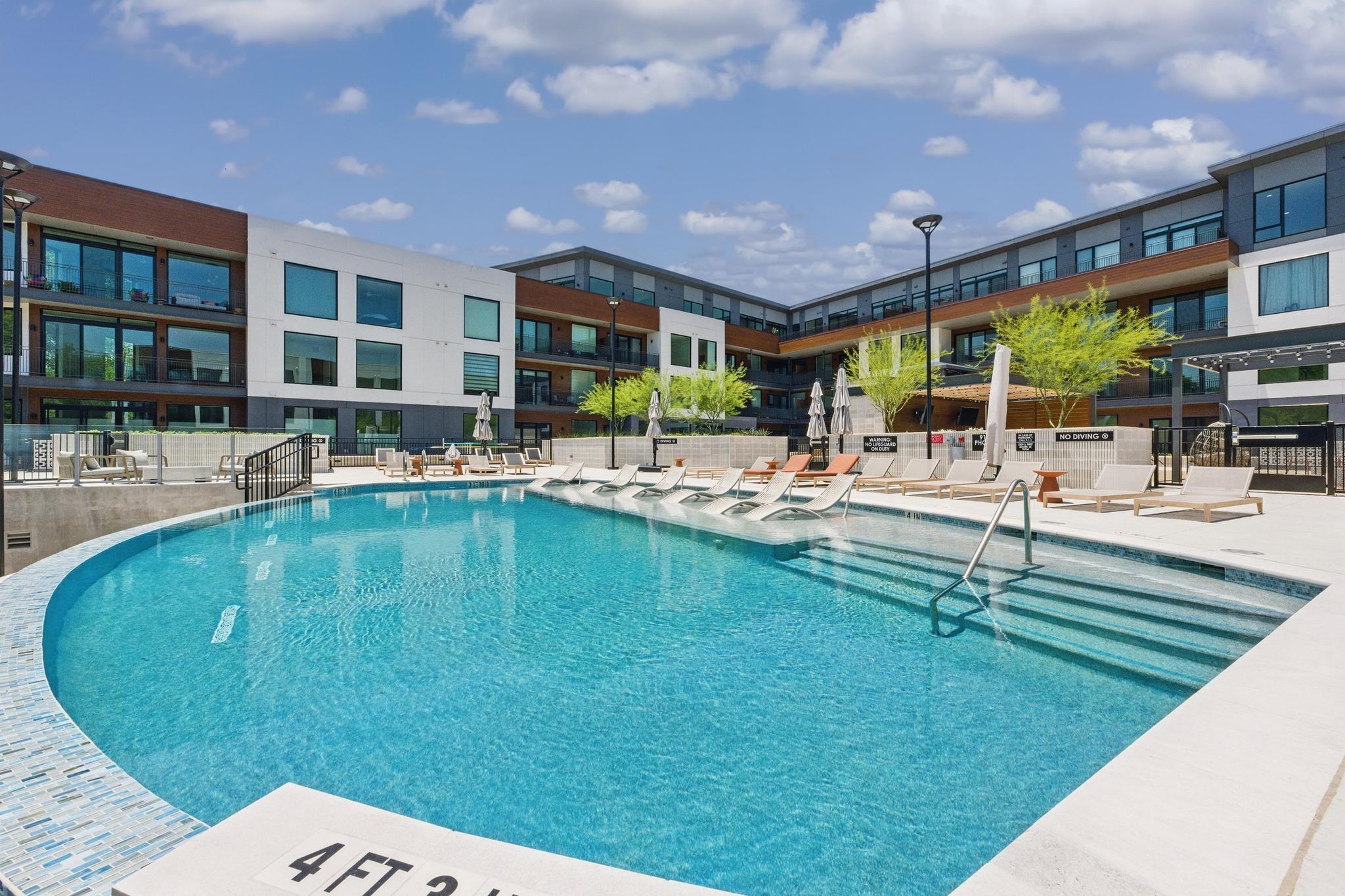 2209 S 1st St # 321, Austin, TX 78704