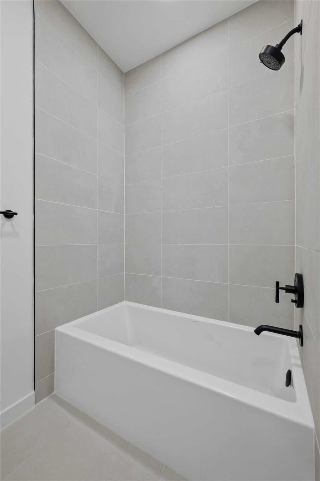 2209 S 1st St # 321, Austin, TX 78704