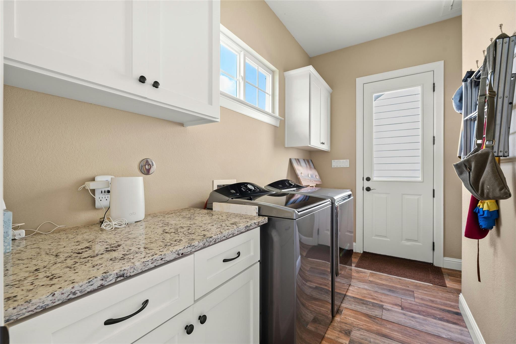 1501 Trebled Waters Trl, Driftwood, TX 78619