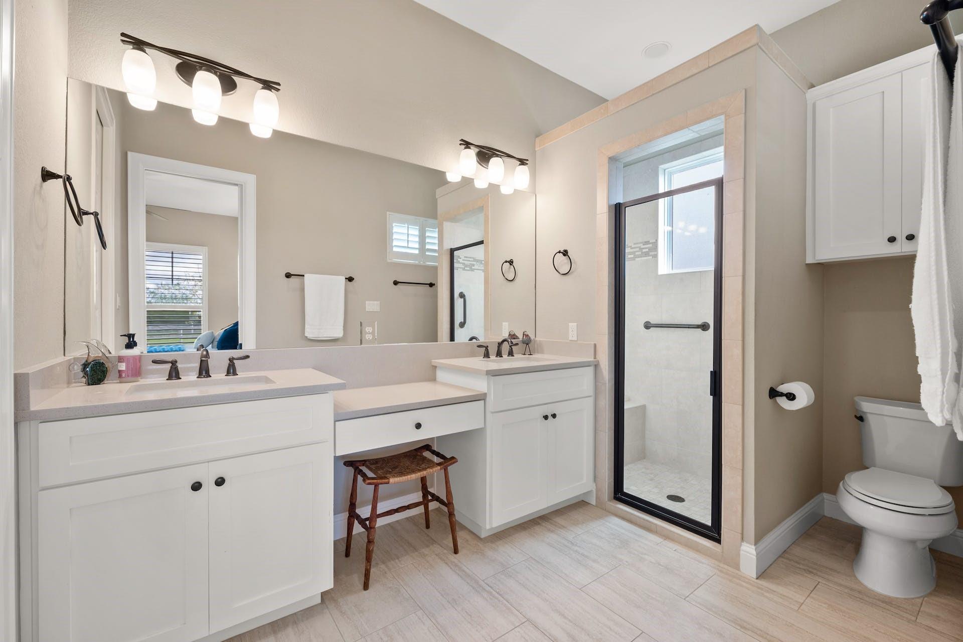 1501 Trebled Waters Trl, Driftwood, TX 78619