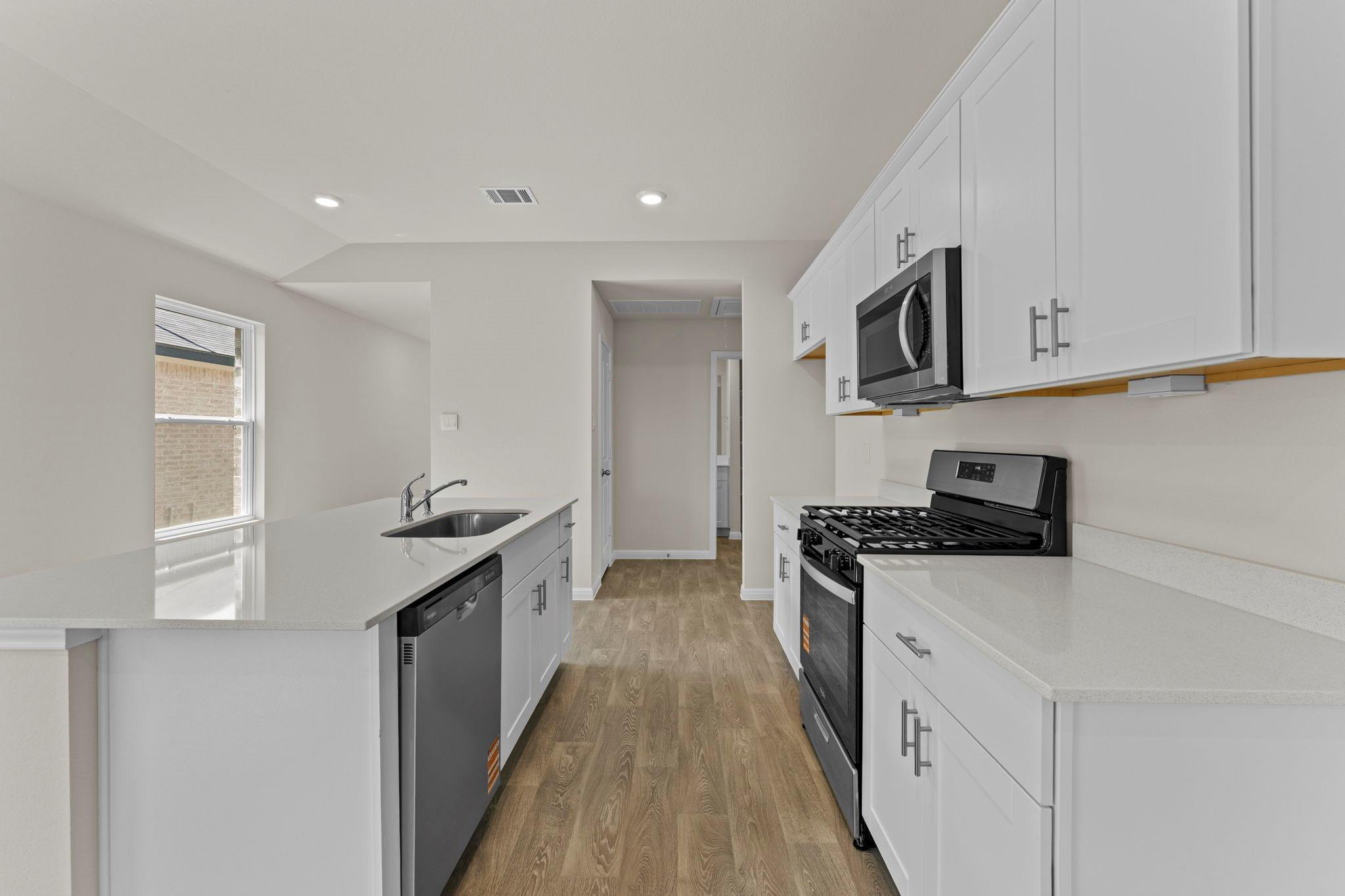 140 RAYMONDVILLE Path, San Marcos, TX 78666