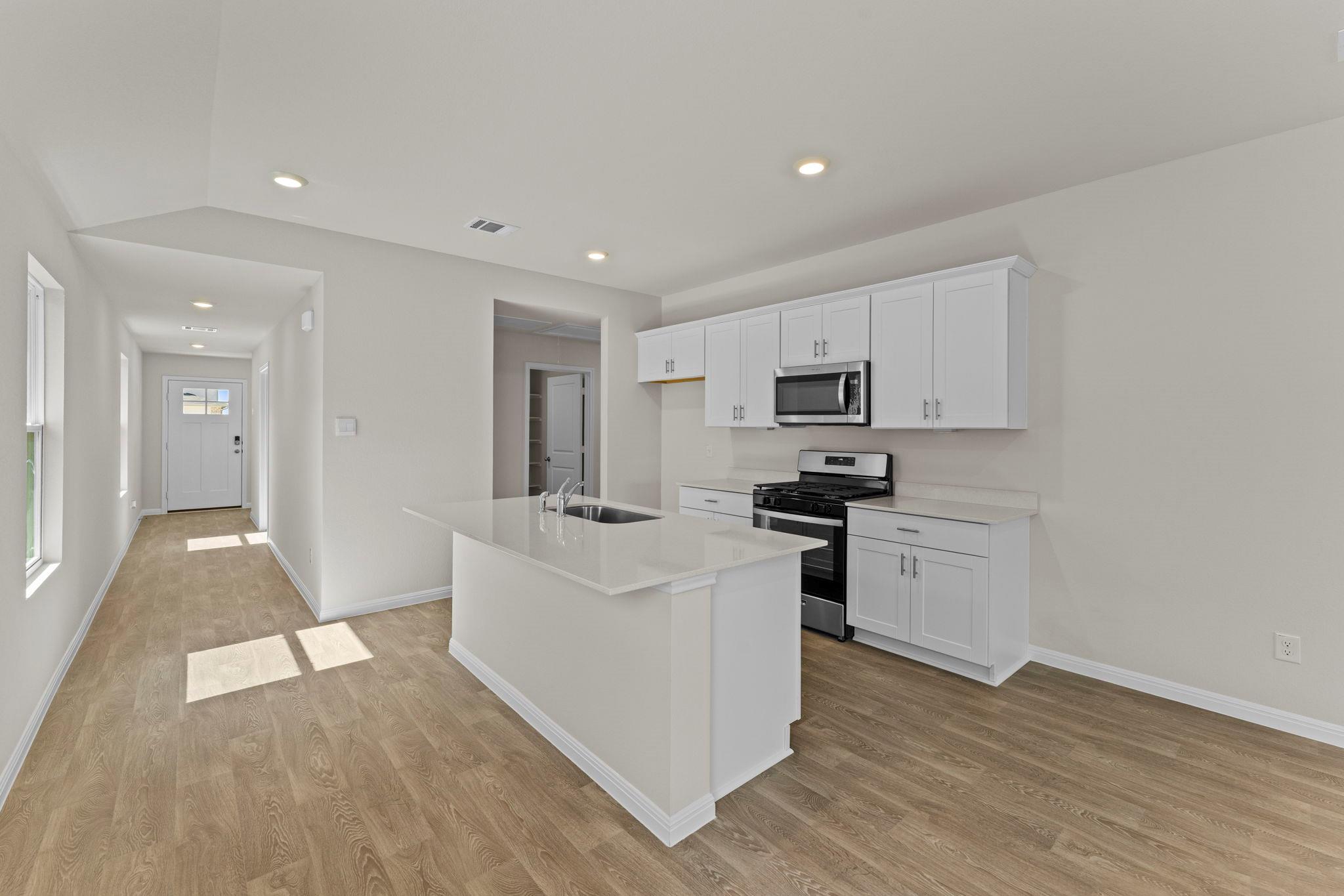 140 RAYMONDVILLE Path, San Marcos, TX 78666