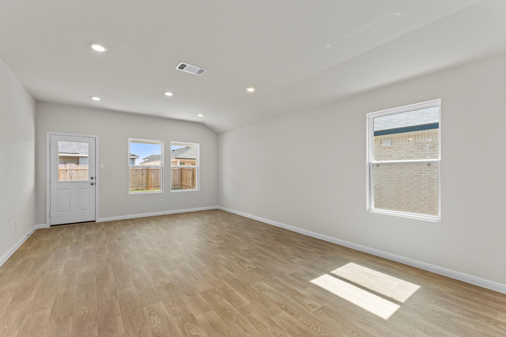 140 RAYMONDVILLE Path, San Marcos, TX 78666