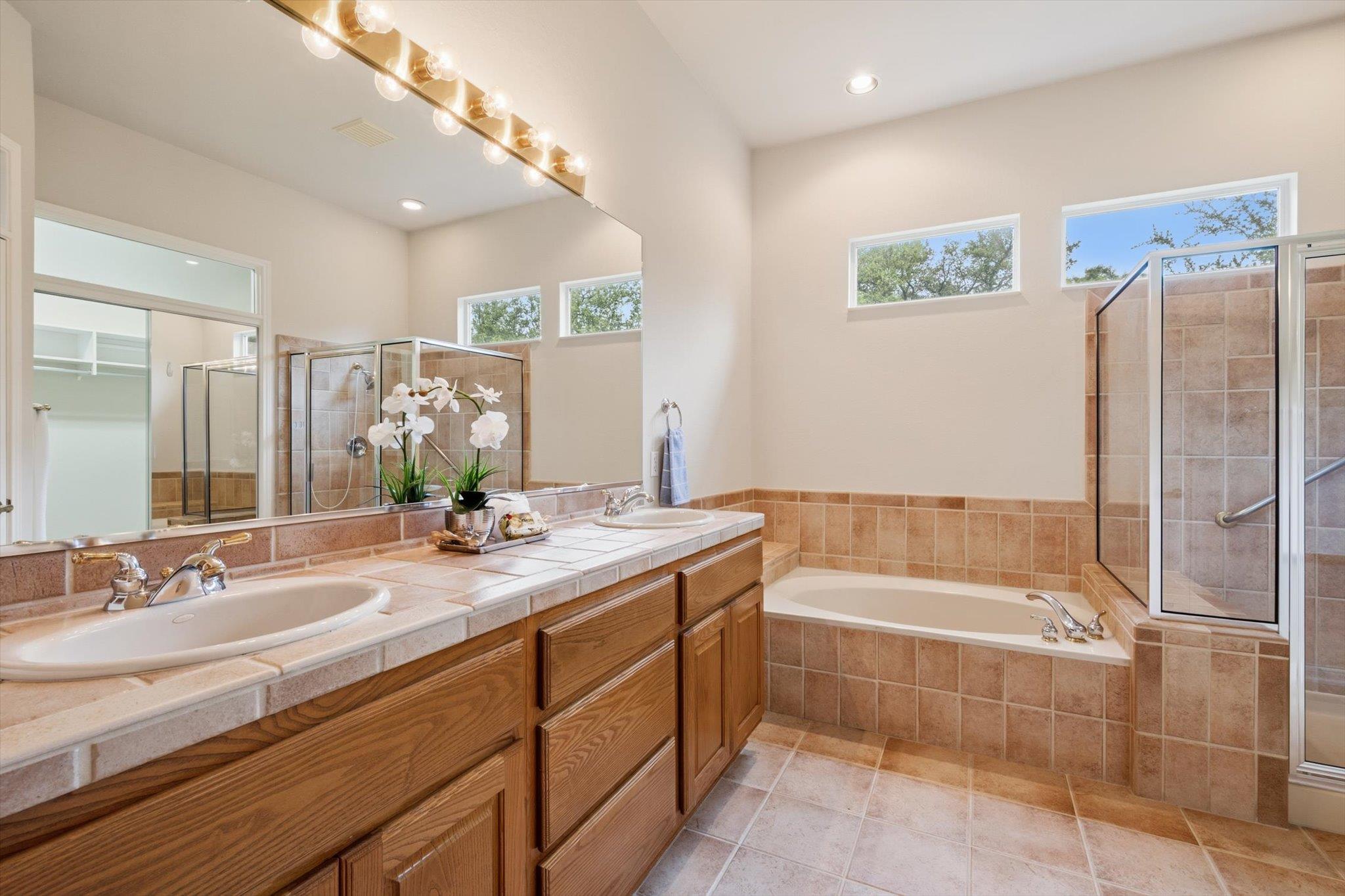 112 Goldenrod Way, Georgetown, TX 78633