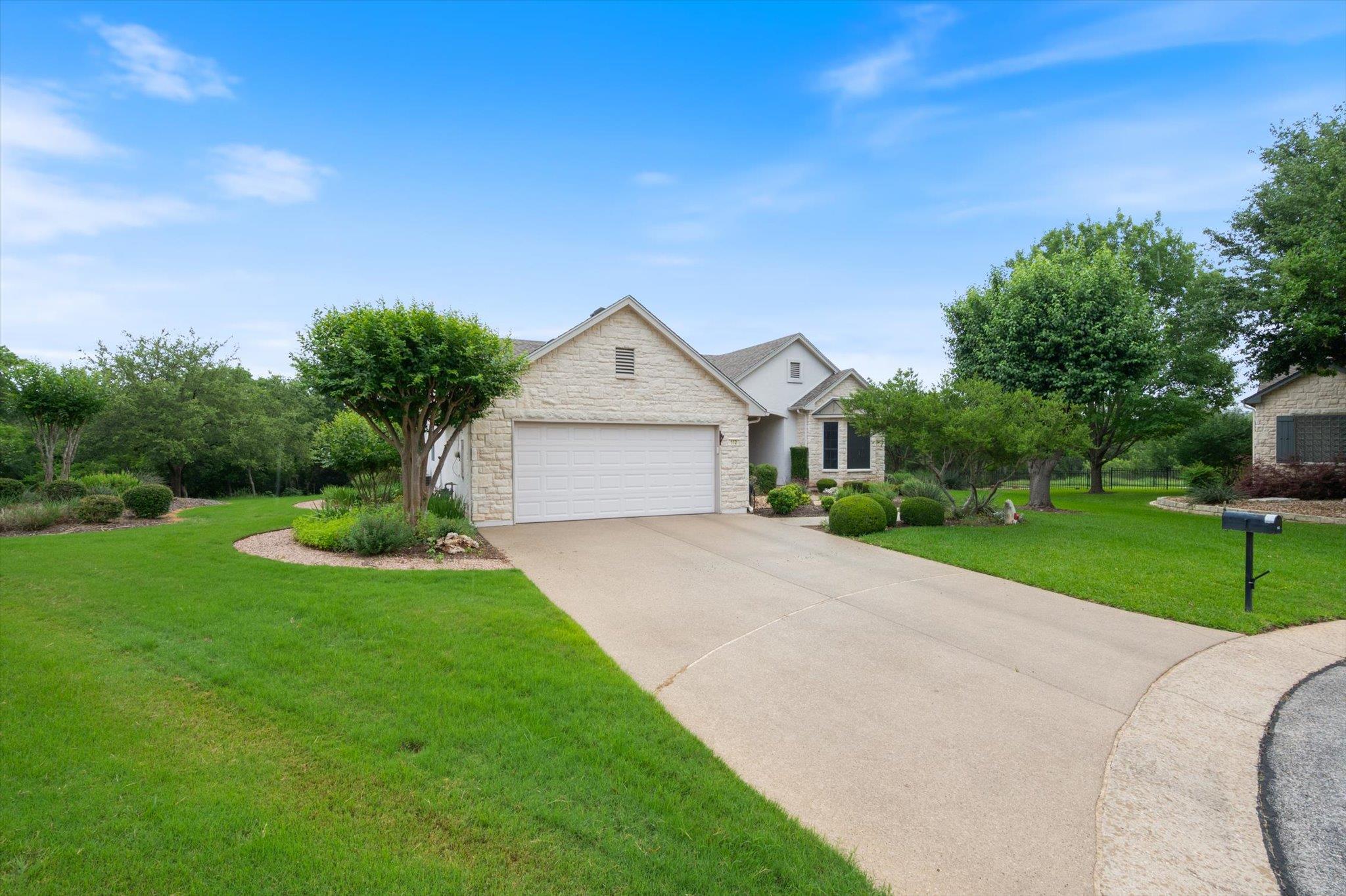 112 Goldenrod Way, Georgetown, TX 78633