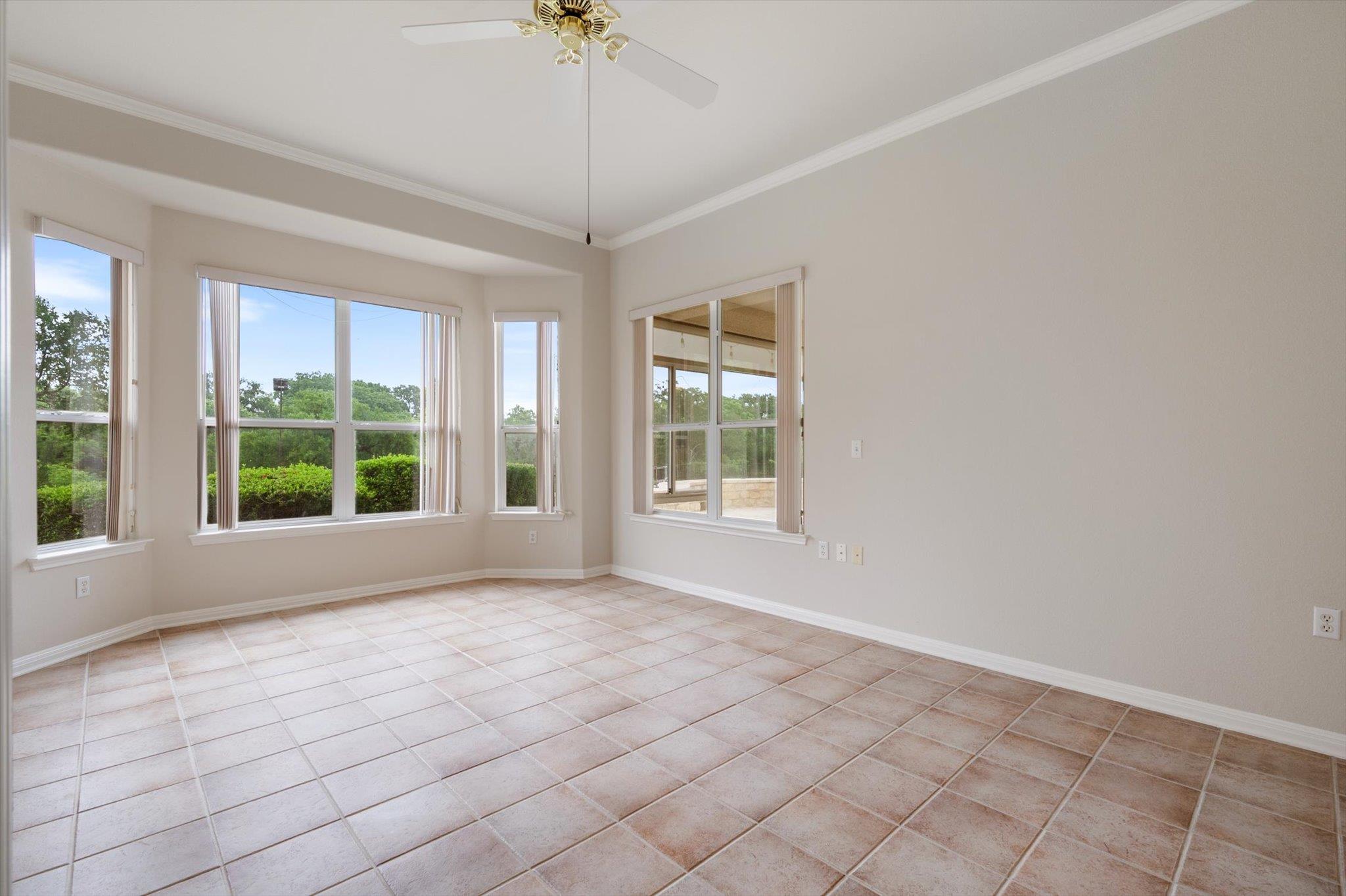 112 Goldenrod Way, Georgetown, TX 78633