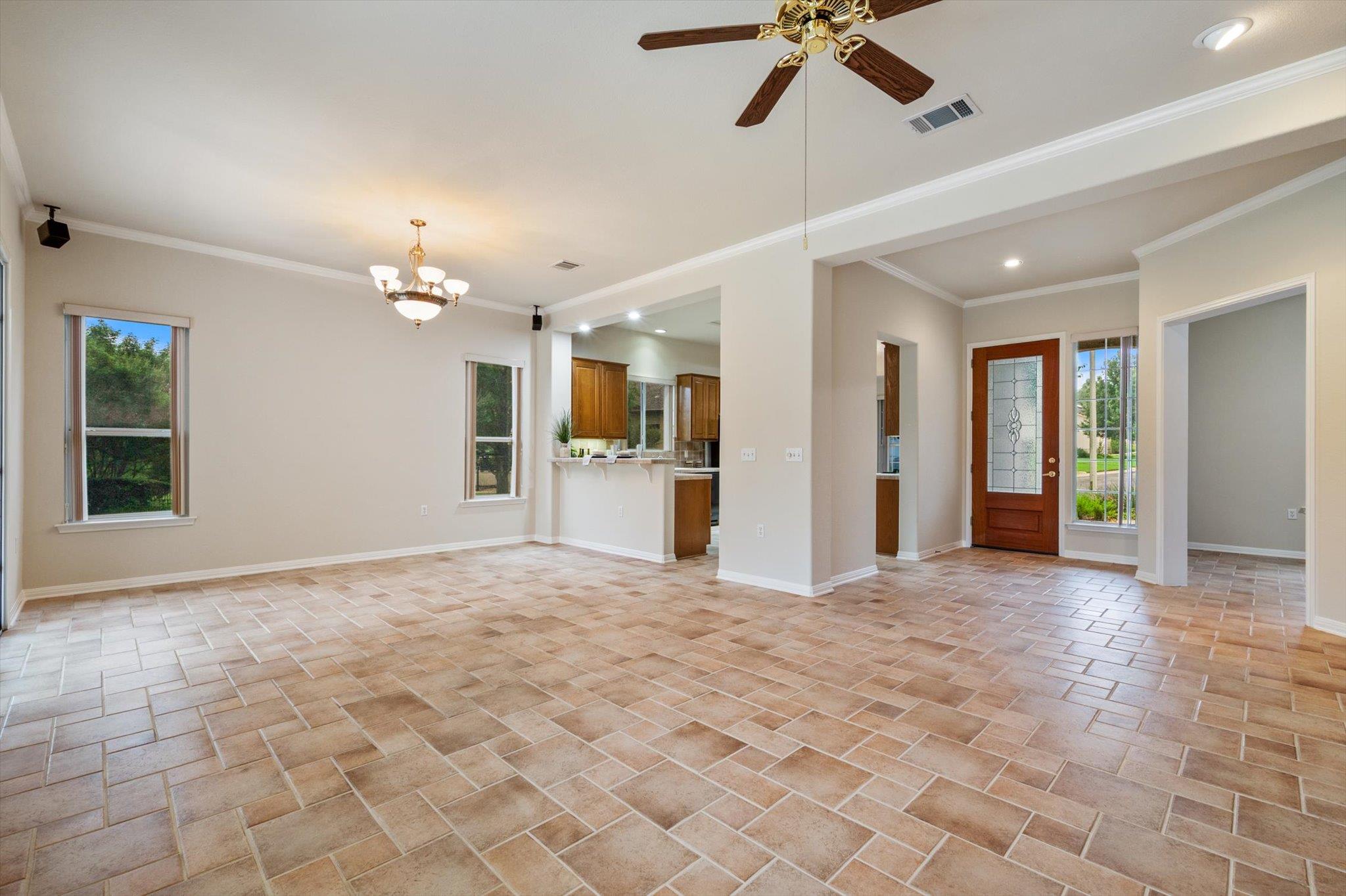 112 Goldenrod Way, Georgetown, TX 78633