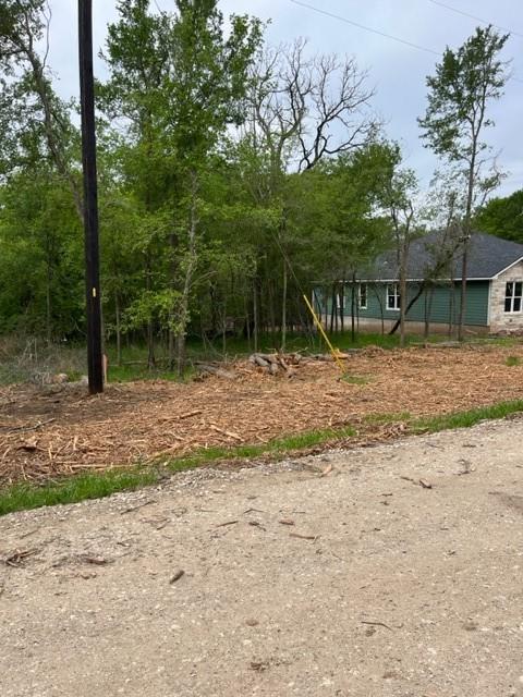 225 Kahana Ln, Bastrop, TX 78602