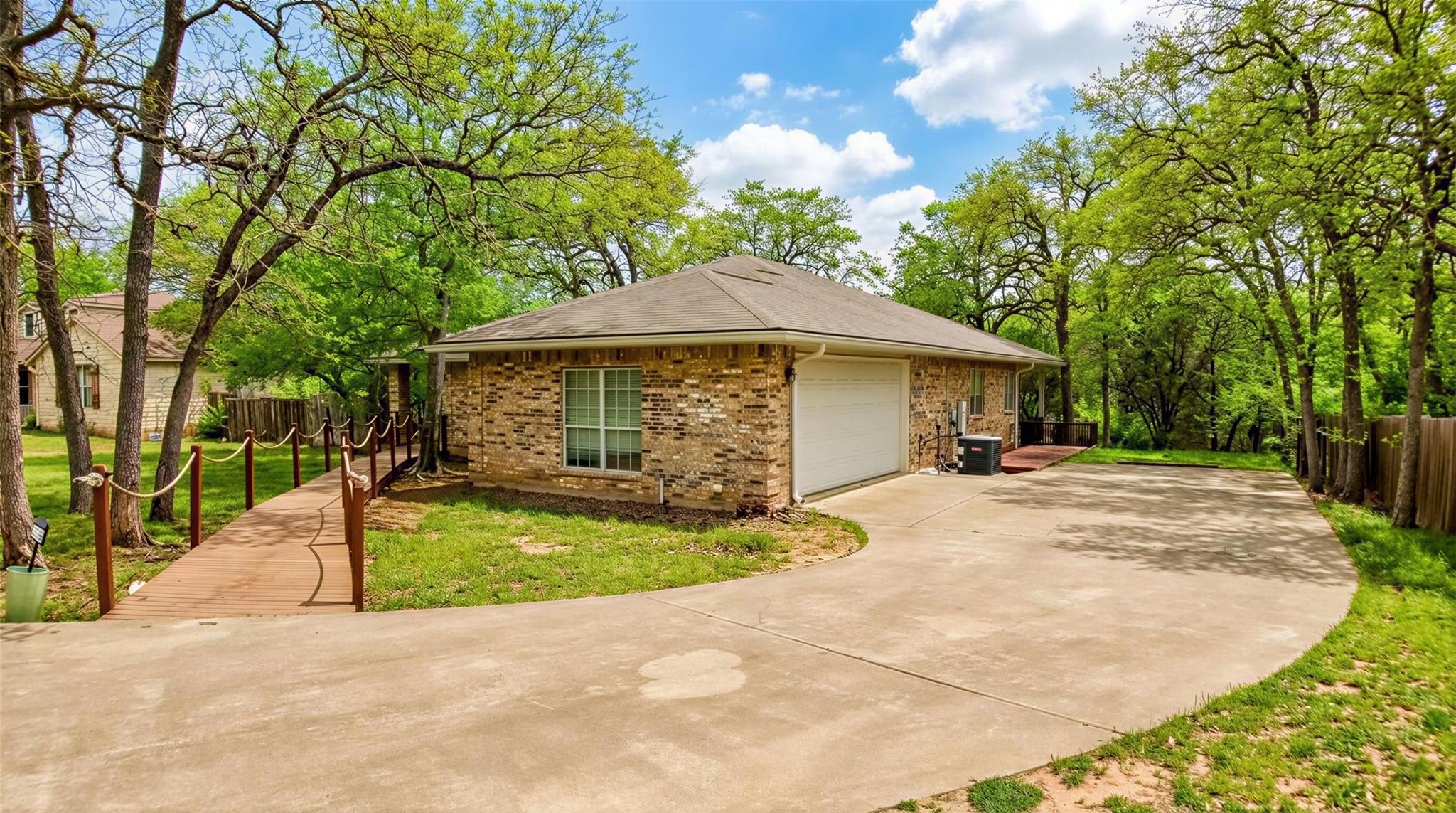 13500 Copper Hills Dr, Manchaca, TX 78652