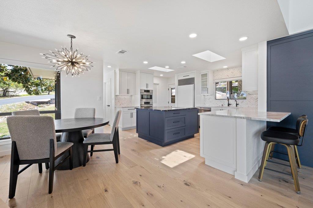 1200 Thataway, Horseshoe Bay, TX 78657