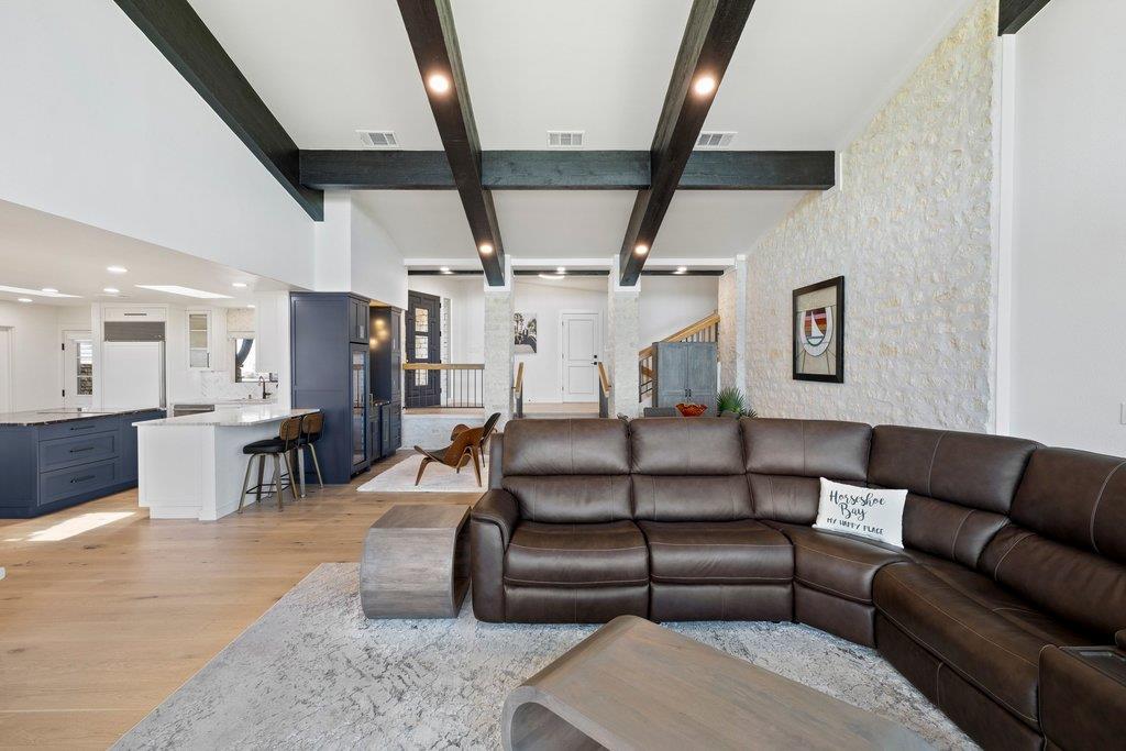 1200 Thataway, Horseshoe Bay, TX 78657