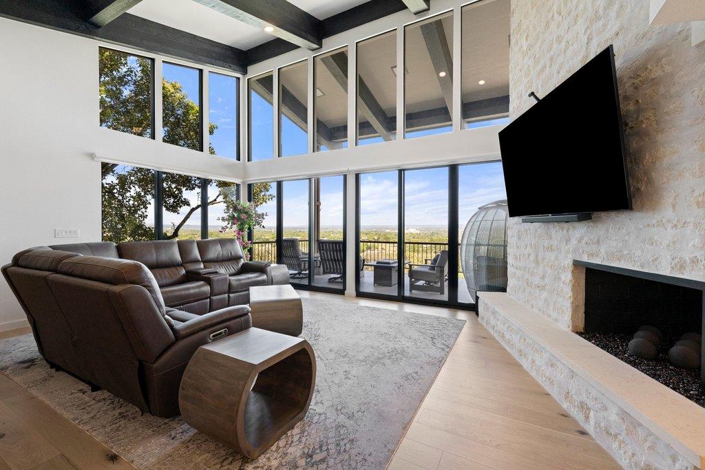 1200 Thataway, Horseshoe Bay, TX 78657