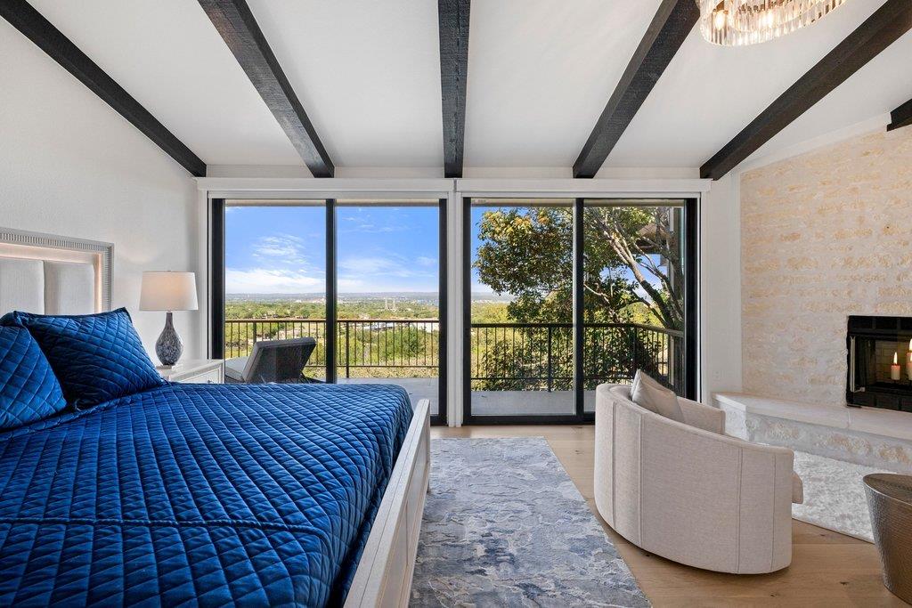 1200 Thataway, Horseshoe Bay, TX 78657