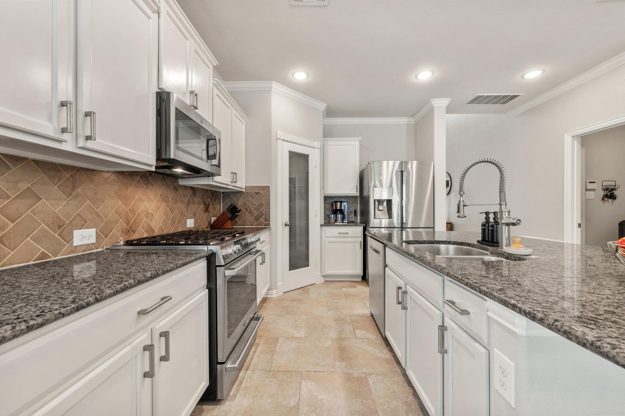 18312 Turning Stream Ln, Pflugerville, TX 78660