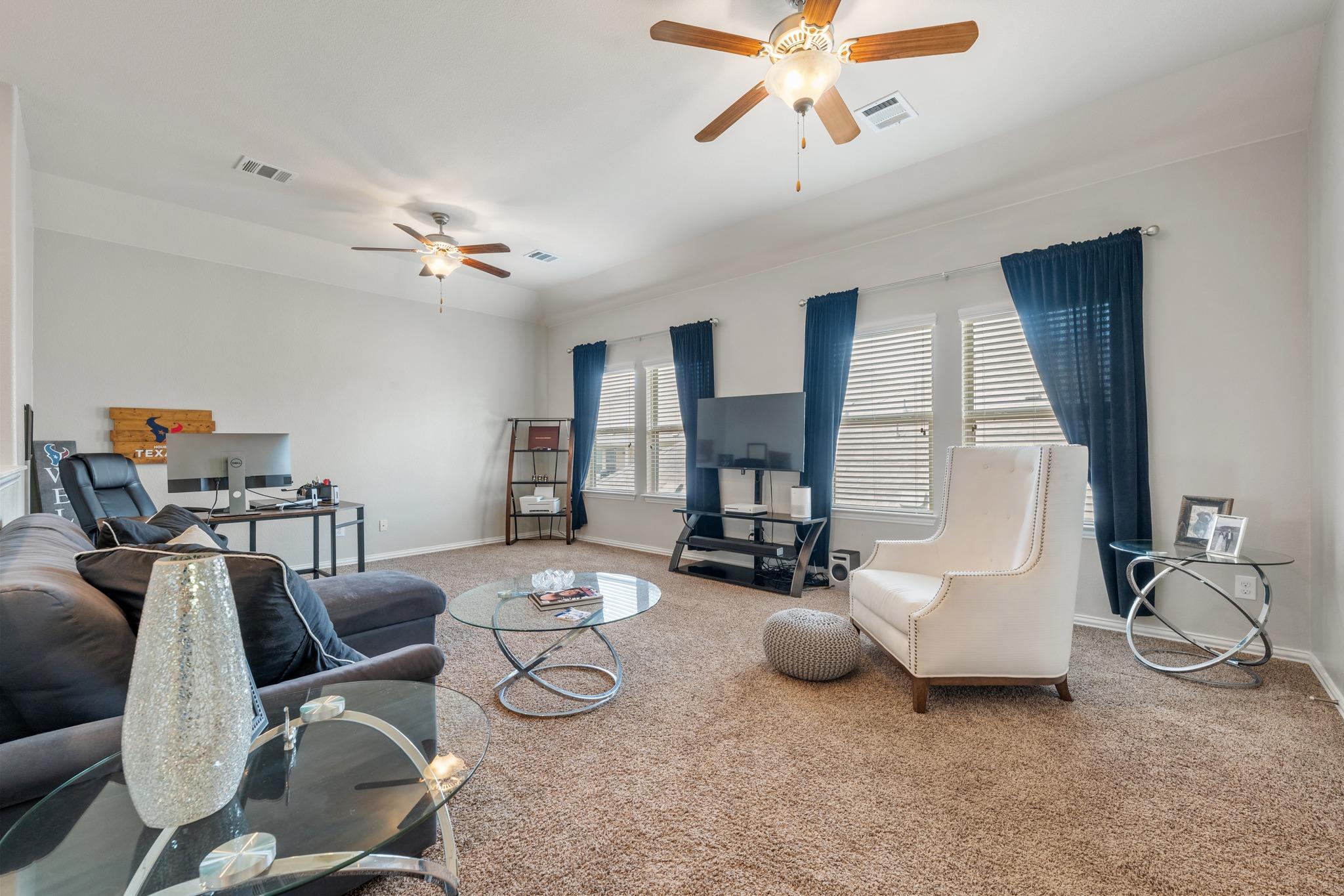 18312 Turning Stream Ln, Pflugerville, TX 78660