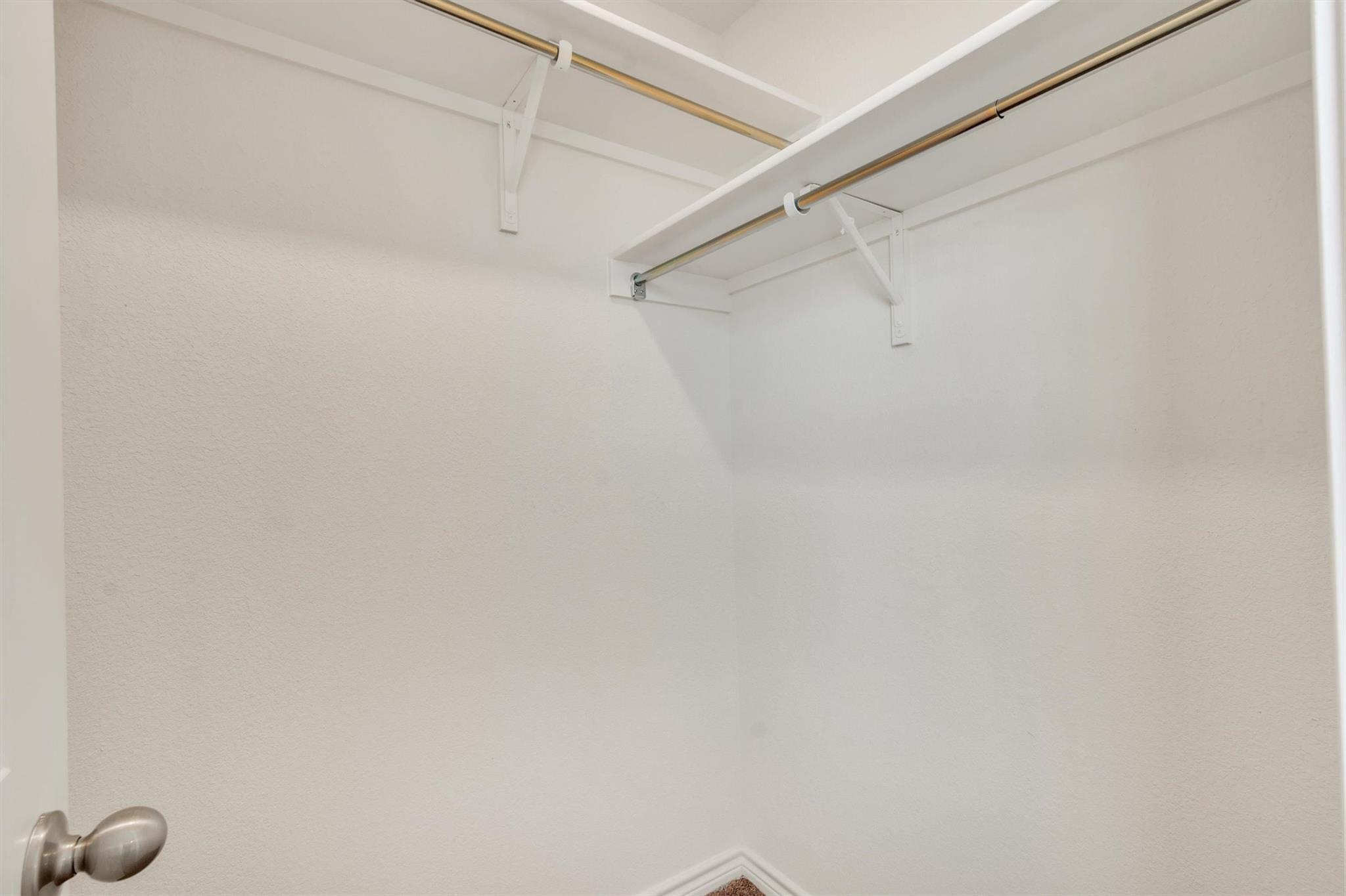 401 Briarfield Dr, Seguin, TX 78155