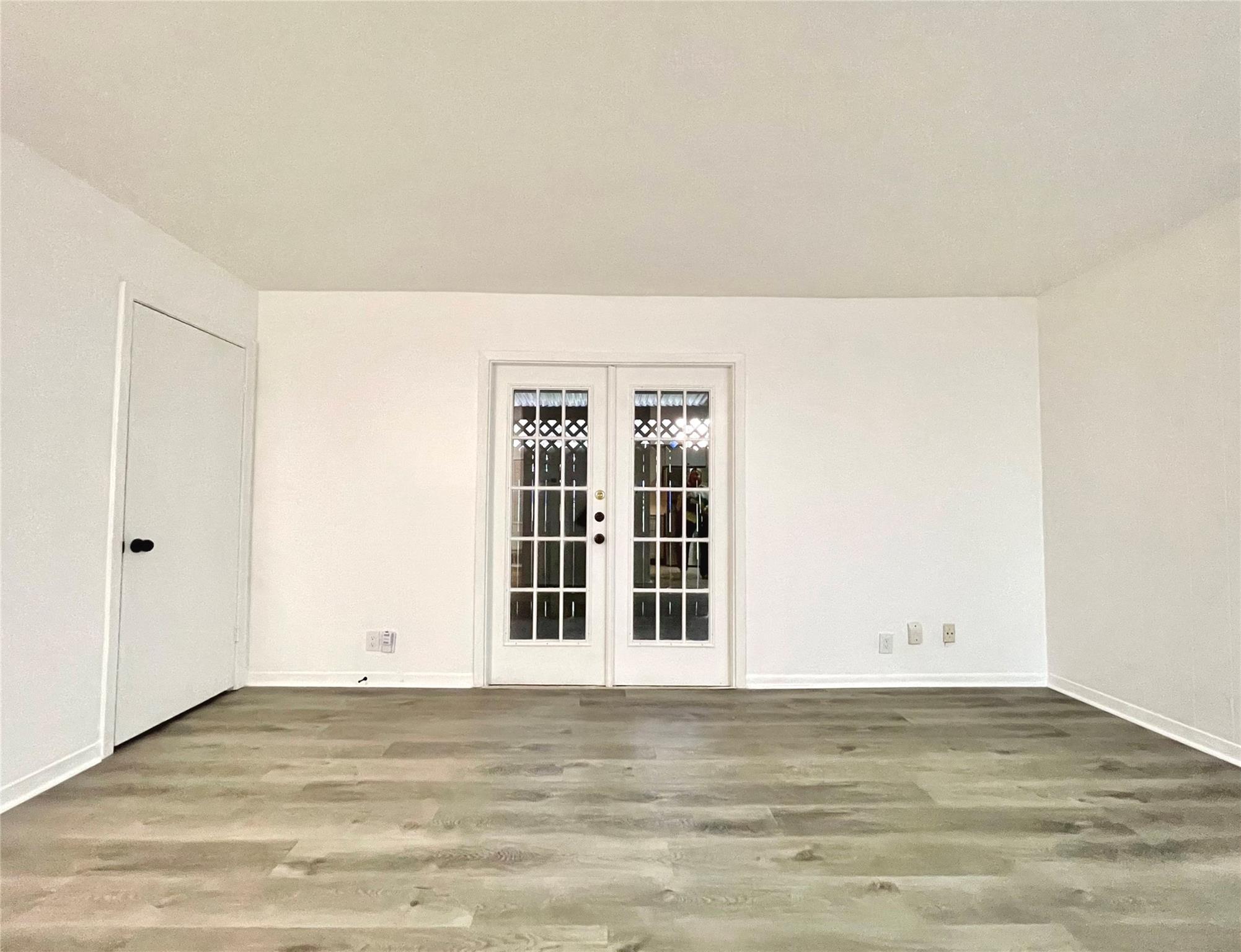 2306 Barton Village Cir # 104, Austin, TX 78704