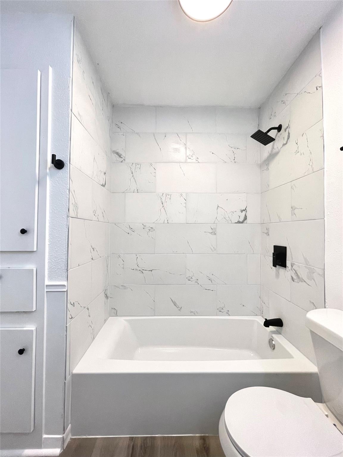 2306 Barton Village Cir # 104, Austin, TX 78704