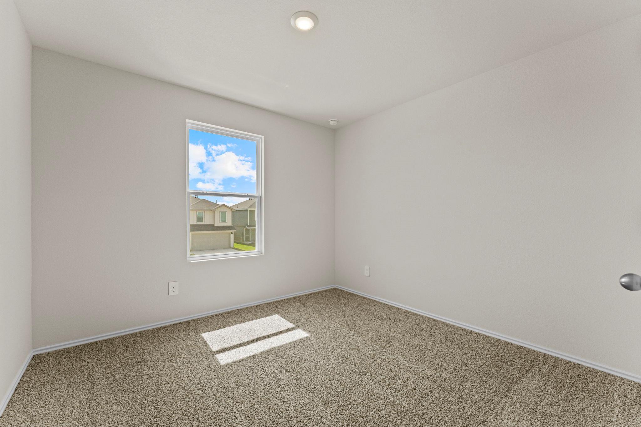 447 Low Pasture Trl, Maxwell, TX 78656