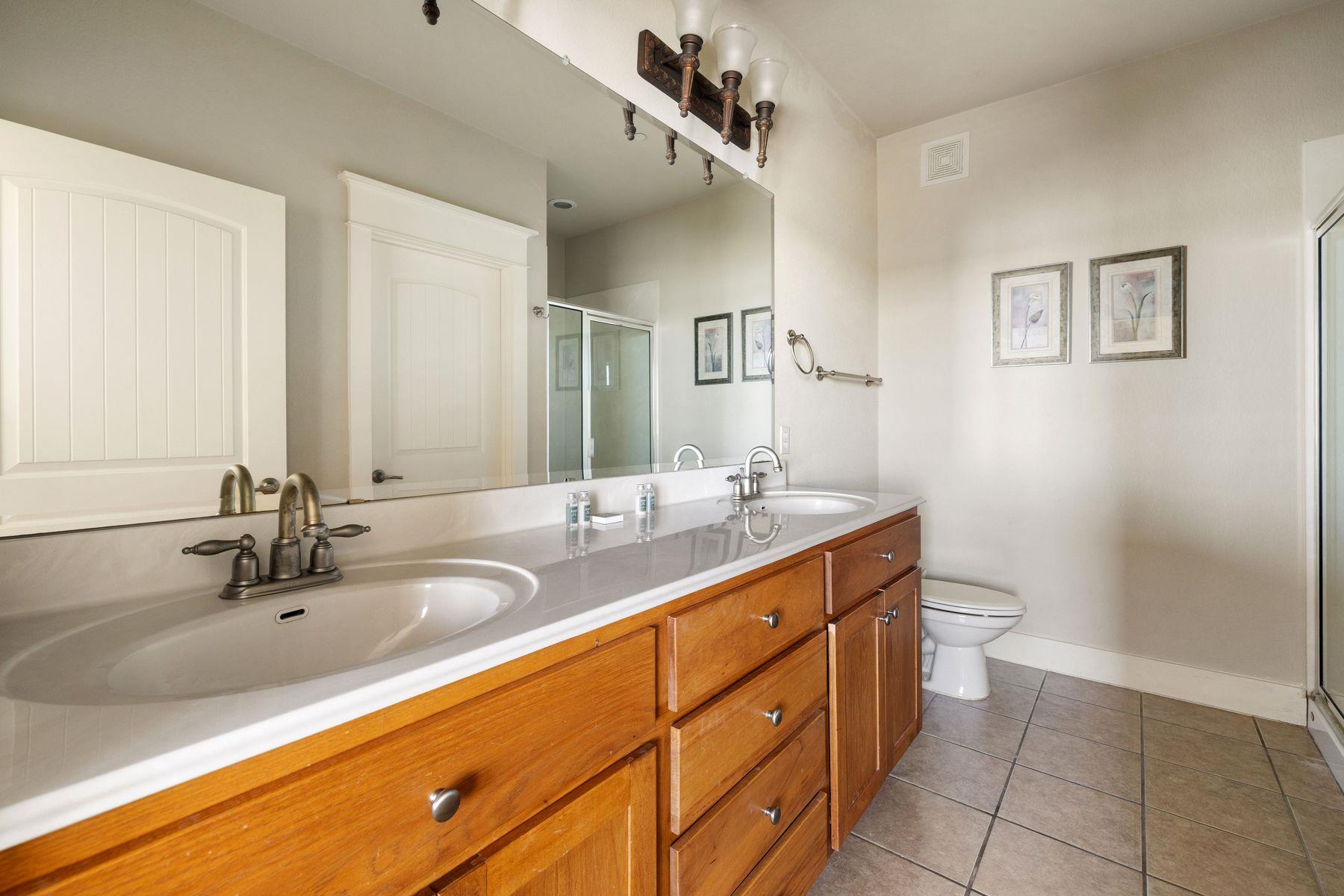 6712 Lantern View Dr # 302, Jonestown, TX 78645