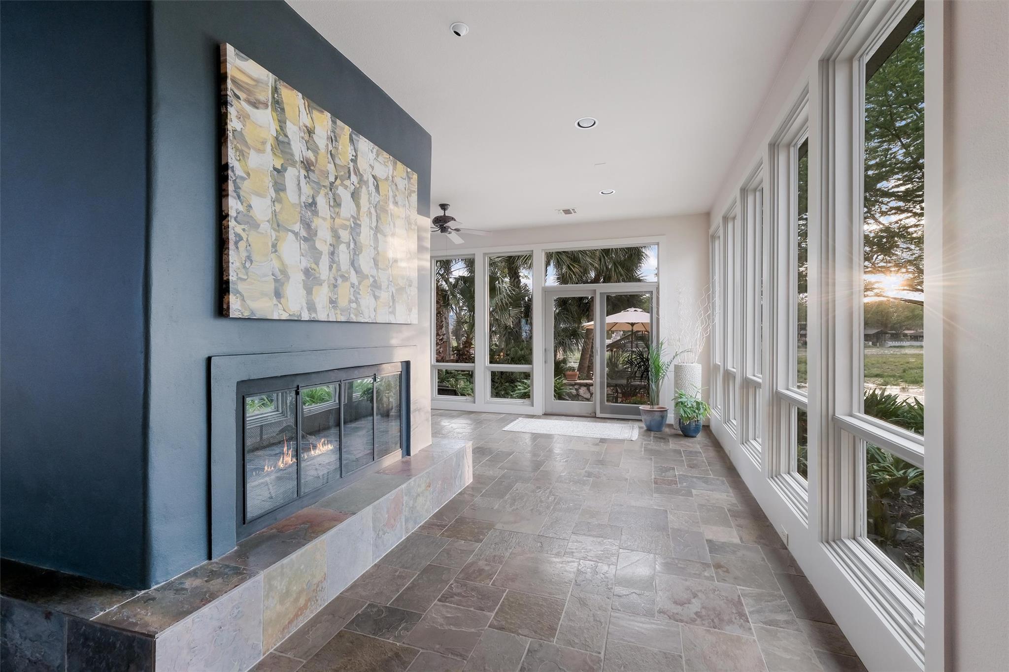 1807 Terminal Loop Rd, McQueeney, TX 78123