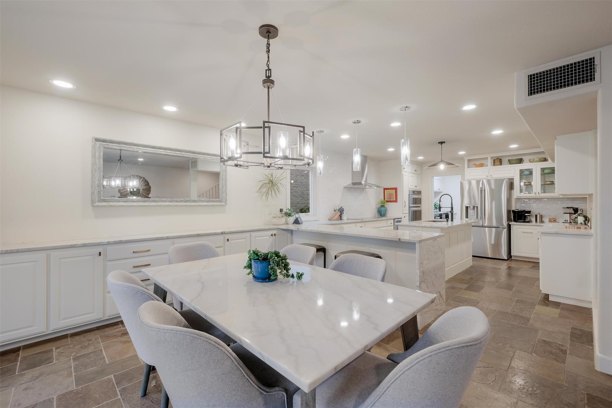 1807 Terminal Loop Rd, McQueeney, TX 78123