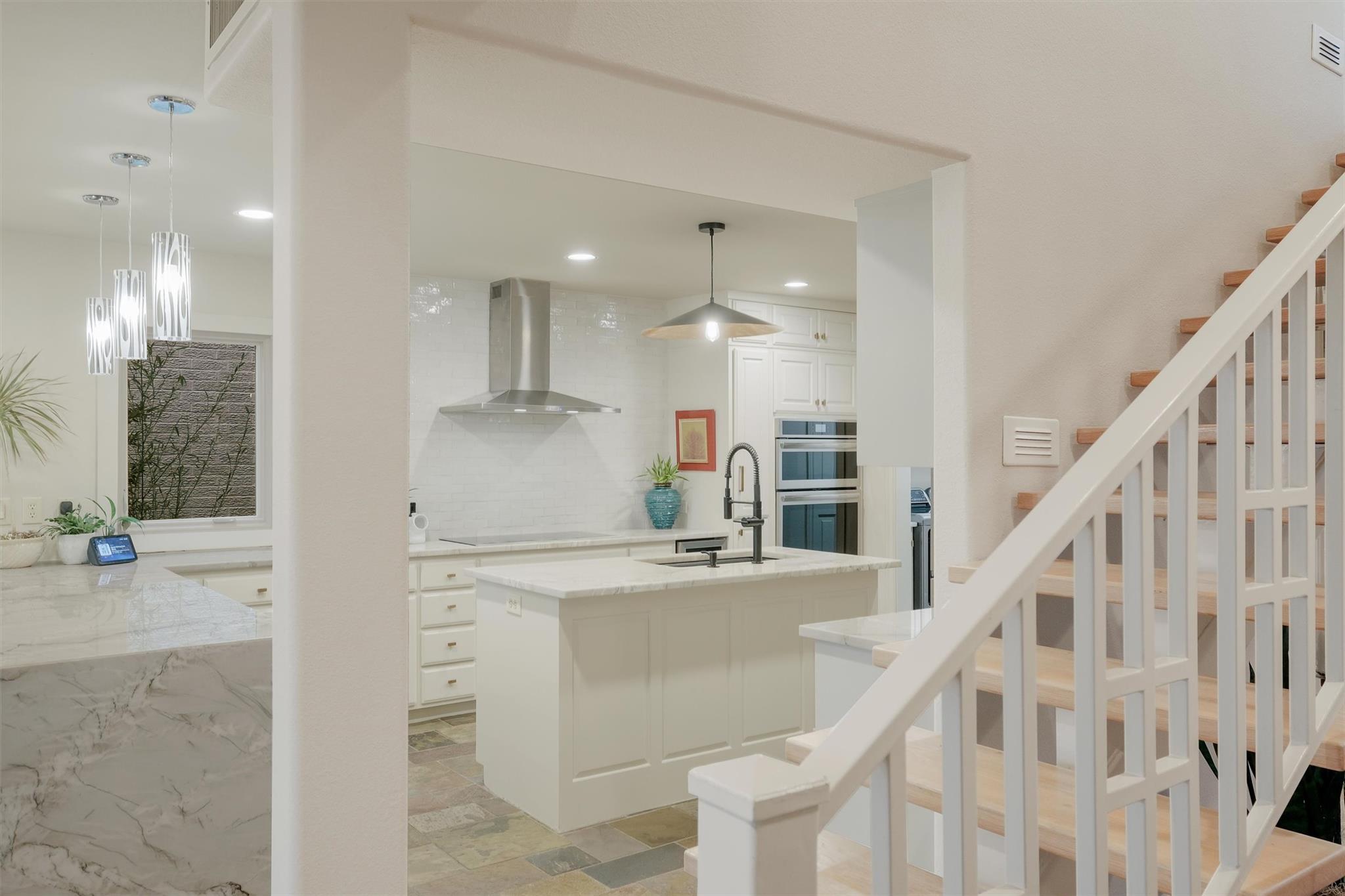 1807 Terminal Loop Rd, McQueeney, TX 78123