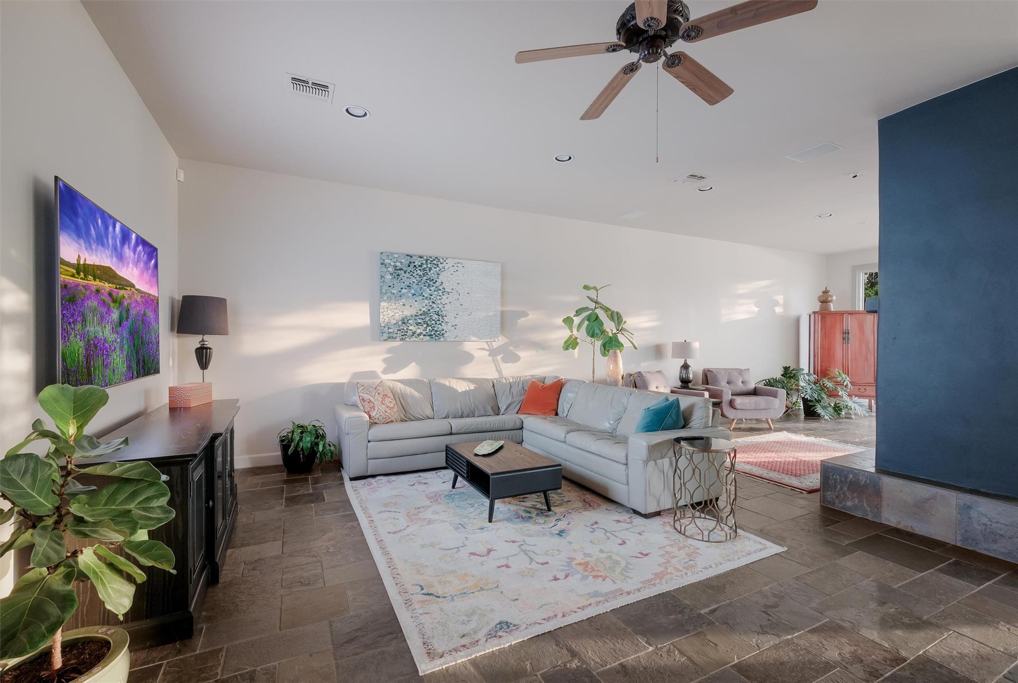 1807 Terminal Loop Rd, McQueeney, TX 78123