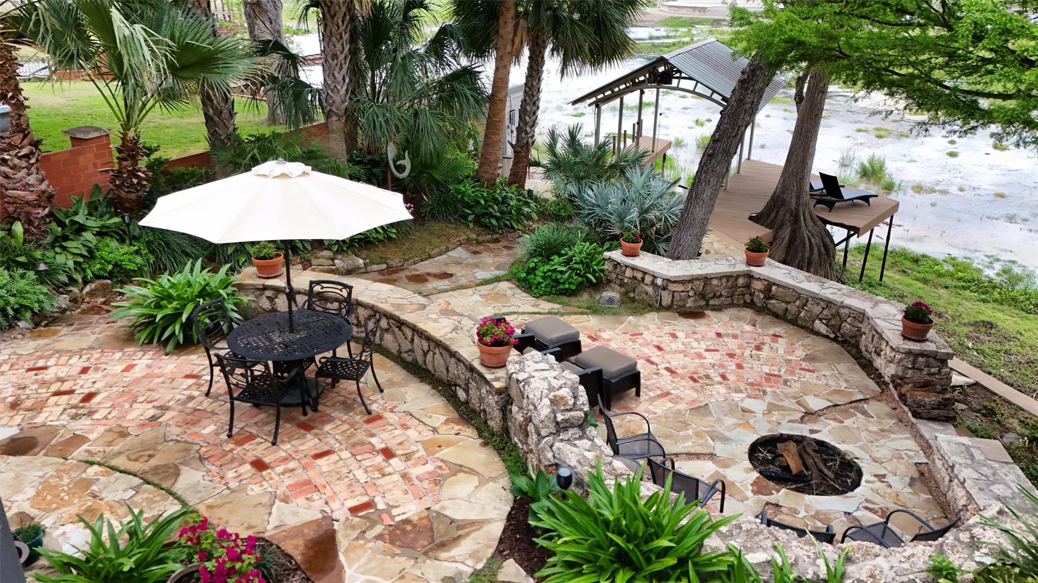 1807 Terminal Loop Rd, McQueeney, TX 78123