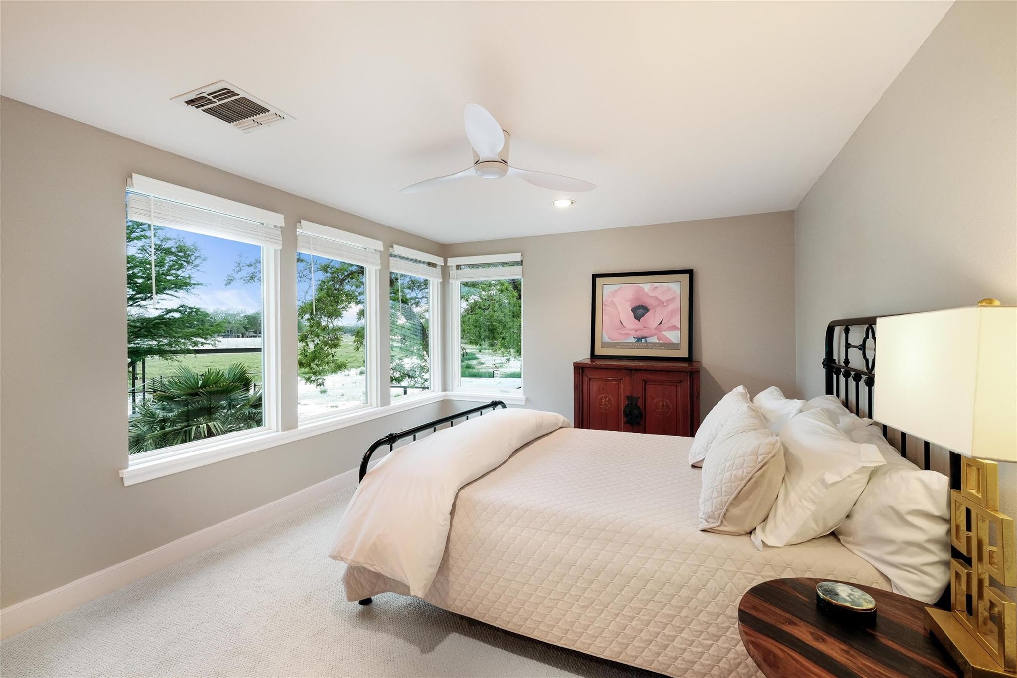 1807 Terminal Loop Rd, McQueeney, TX 78123