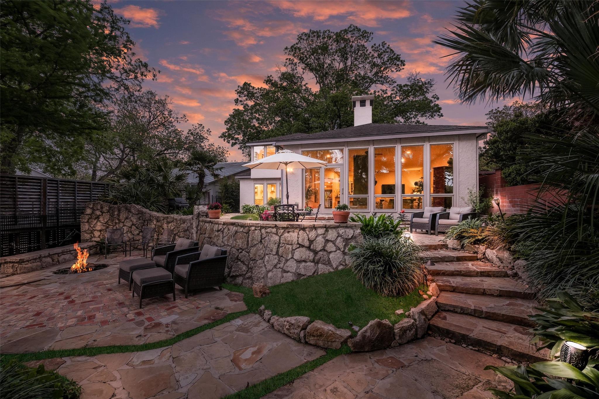 1807 Terminal Loop Rd, McQueeney, TX 78123