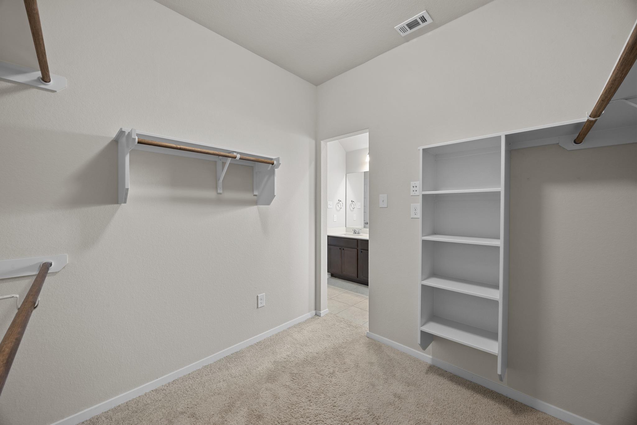6406 Pleasanton Pkwy, Pflugerville, TX 78660