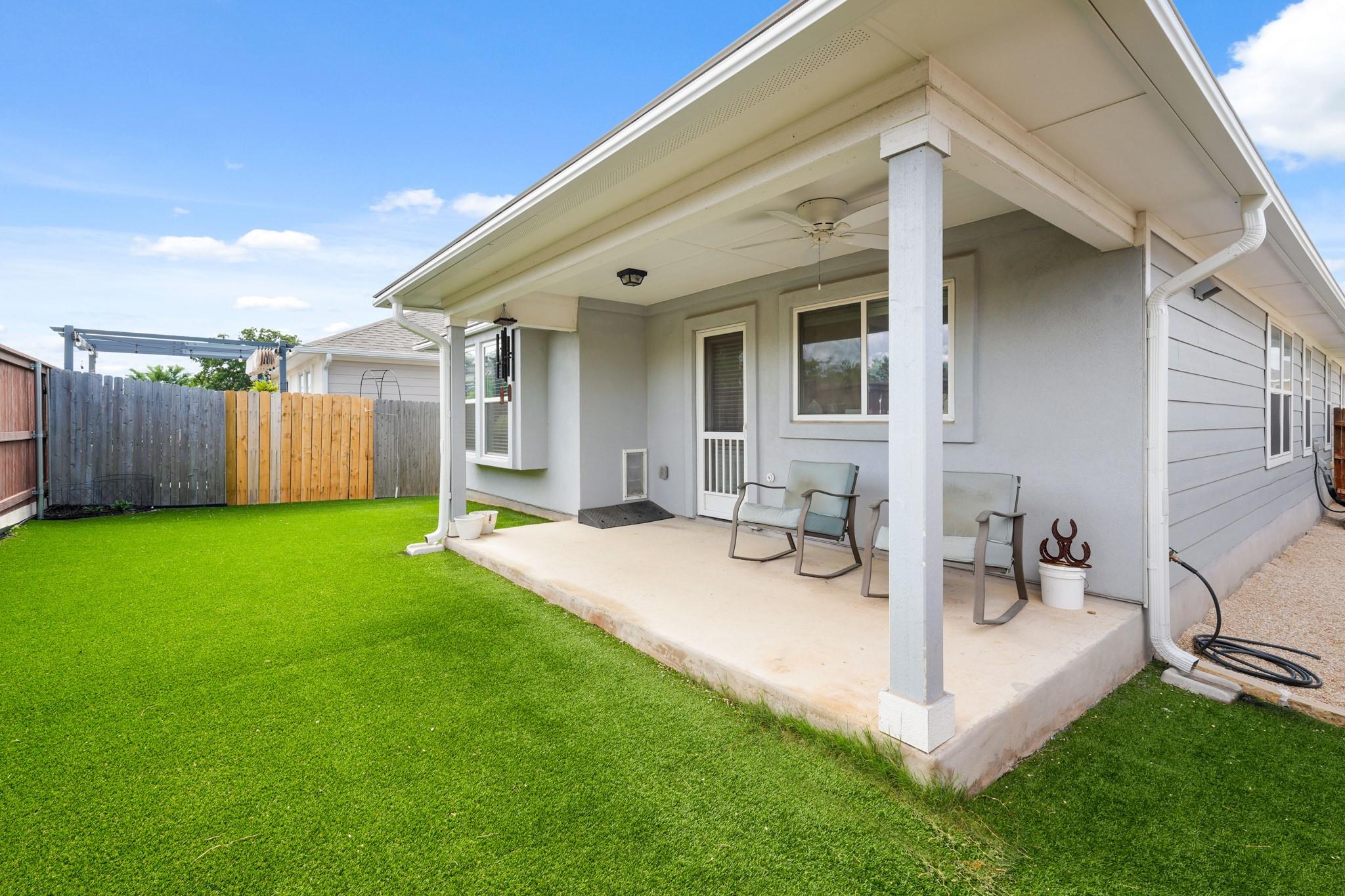 128 Riverhill Dr, Georgetown, TX 78628